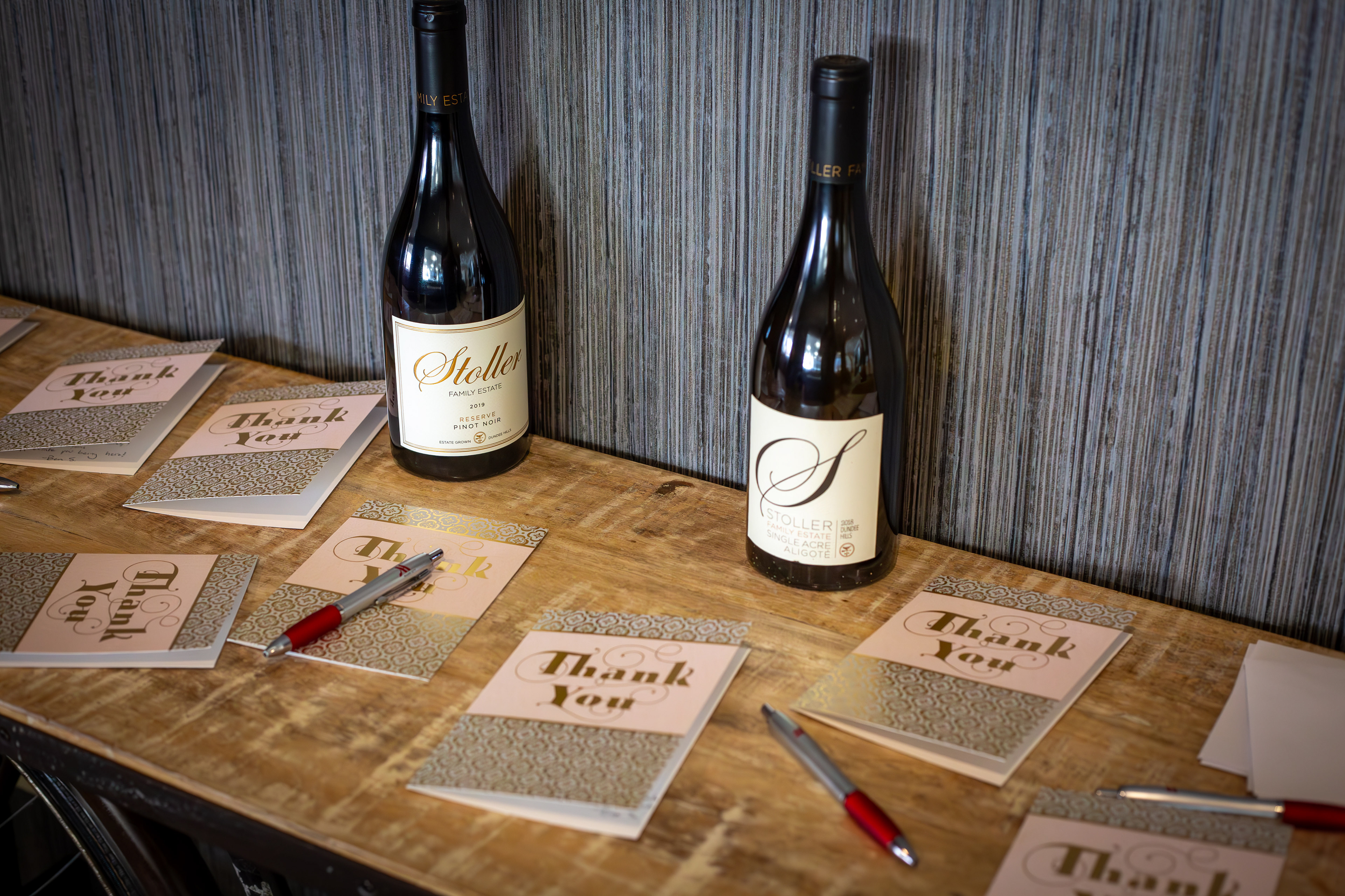 Thank you cards to thank the sponsors of the event