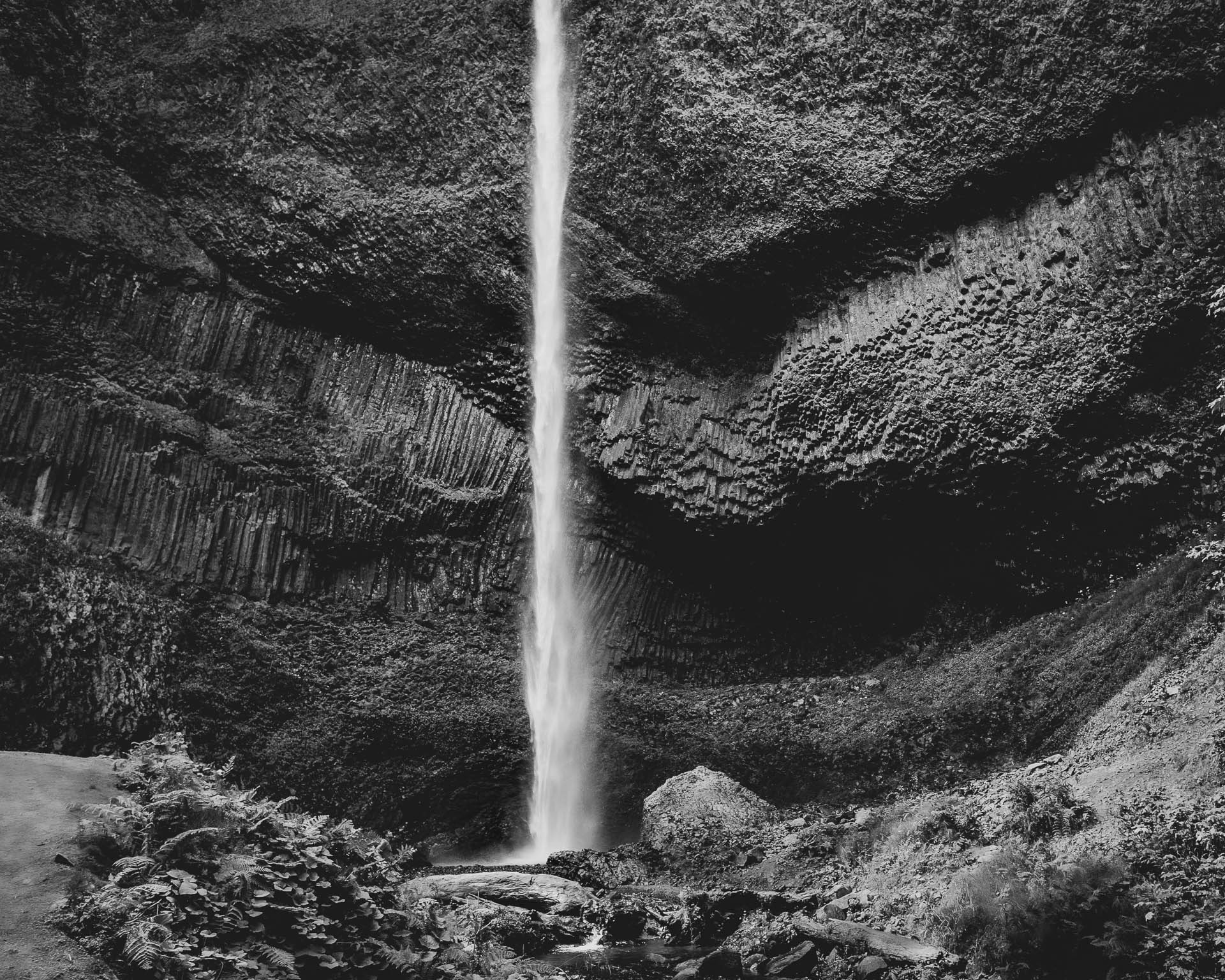 Volcanic waterfall / 2018