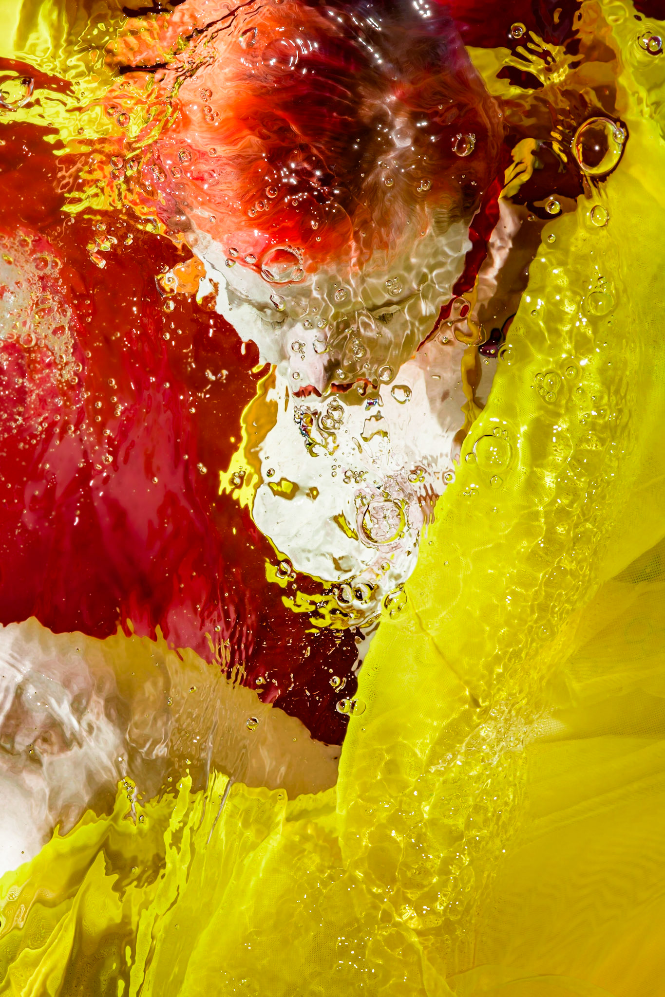 Lost in Red and Yellow-2021