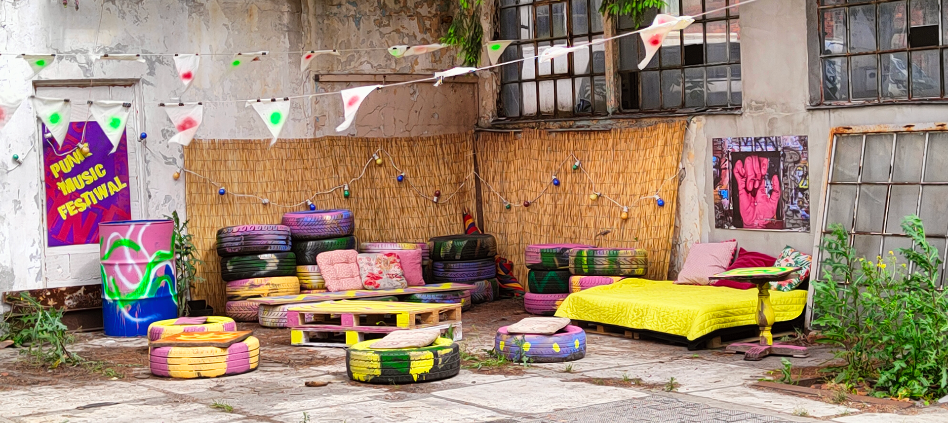squat - patio
