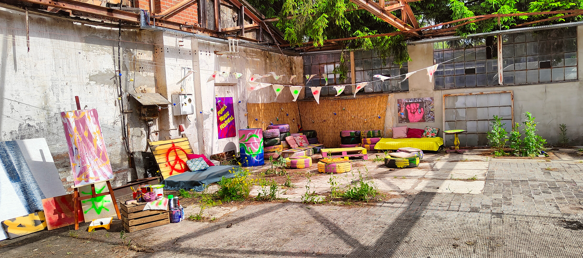 squat - patio