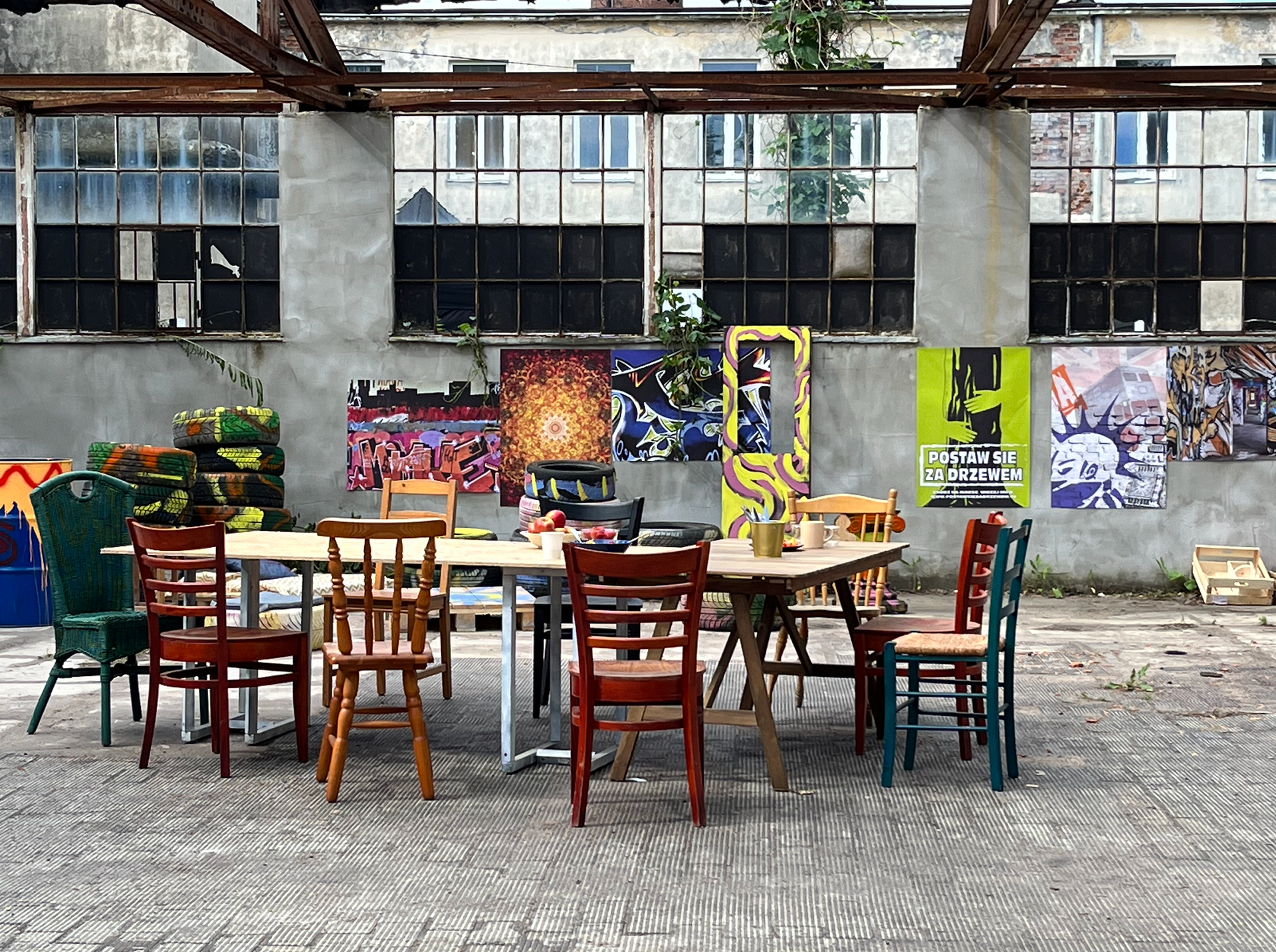 squat - patio