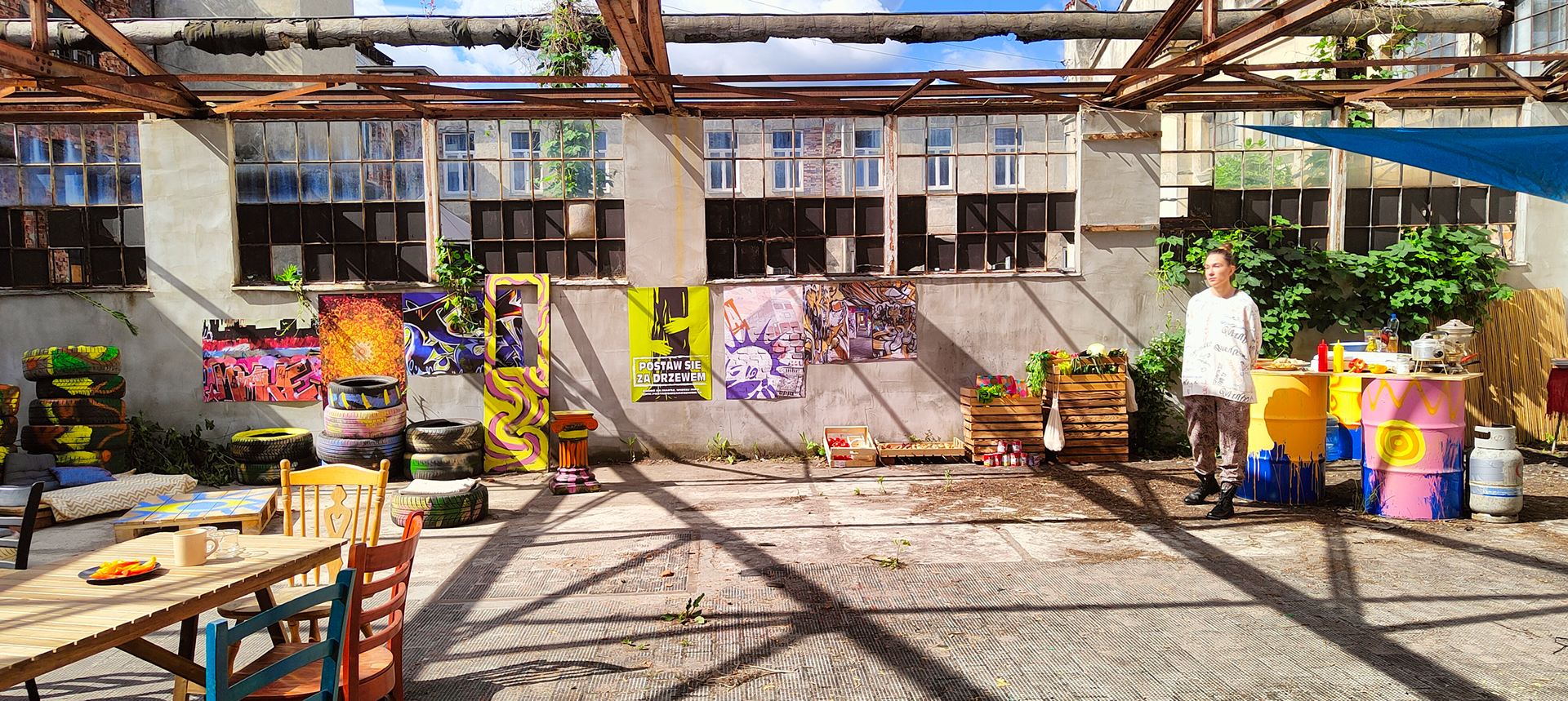 squat - patio