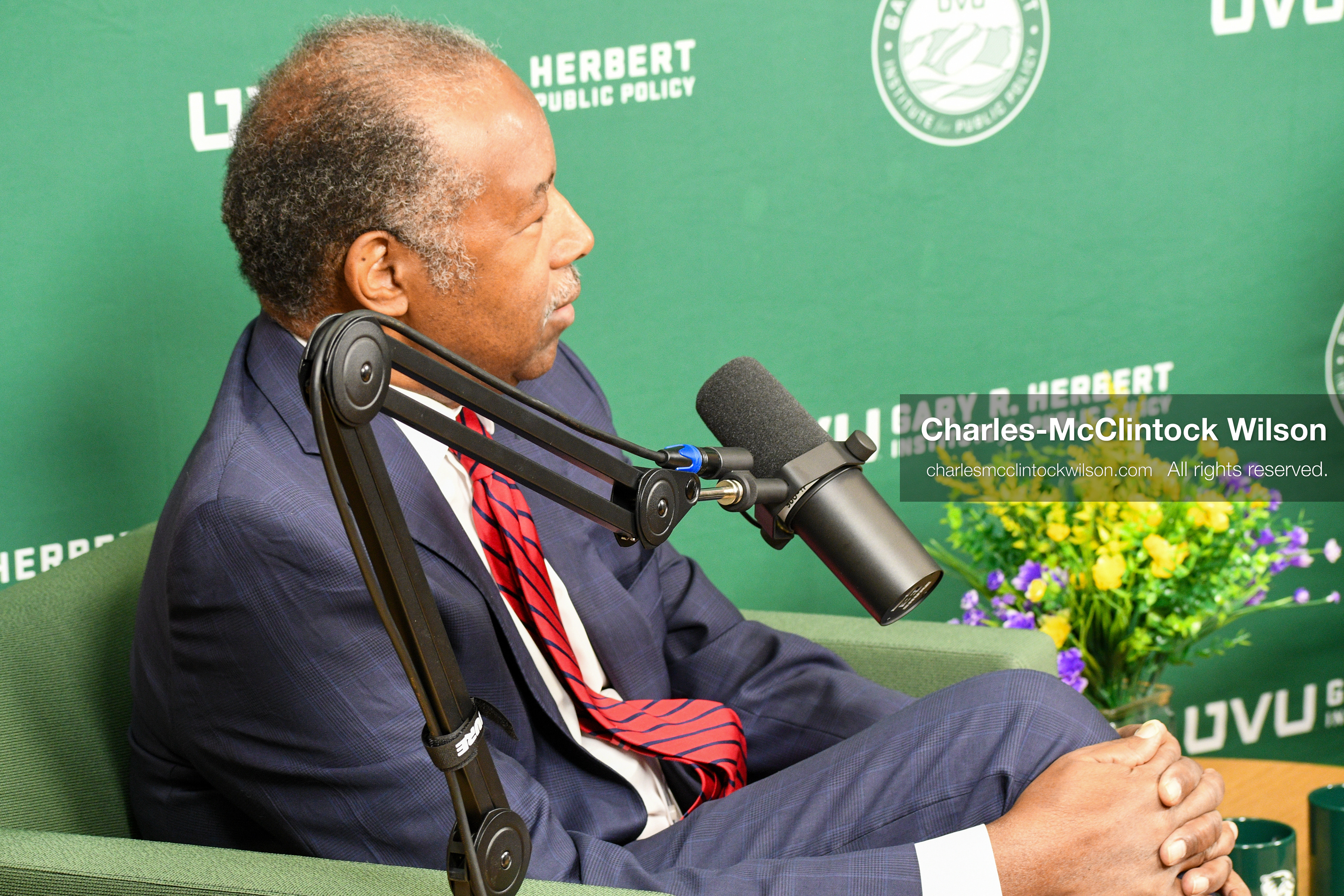 November 5, 2025, Orem, Utah, USA: Dr. Ben Carson, former U.S. Secretary of Housing and Urban Development and 2016 Republican presidential candidate, speaks with members of the press ahead of a public event hosted by the Gary R. Herbert Institute at Utah Valley University in Orem, Utah, on Nov. 5, 2025. (Credit Image: © Charles-McClintock Wilson/ZUMA Press Wire)