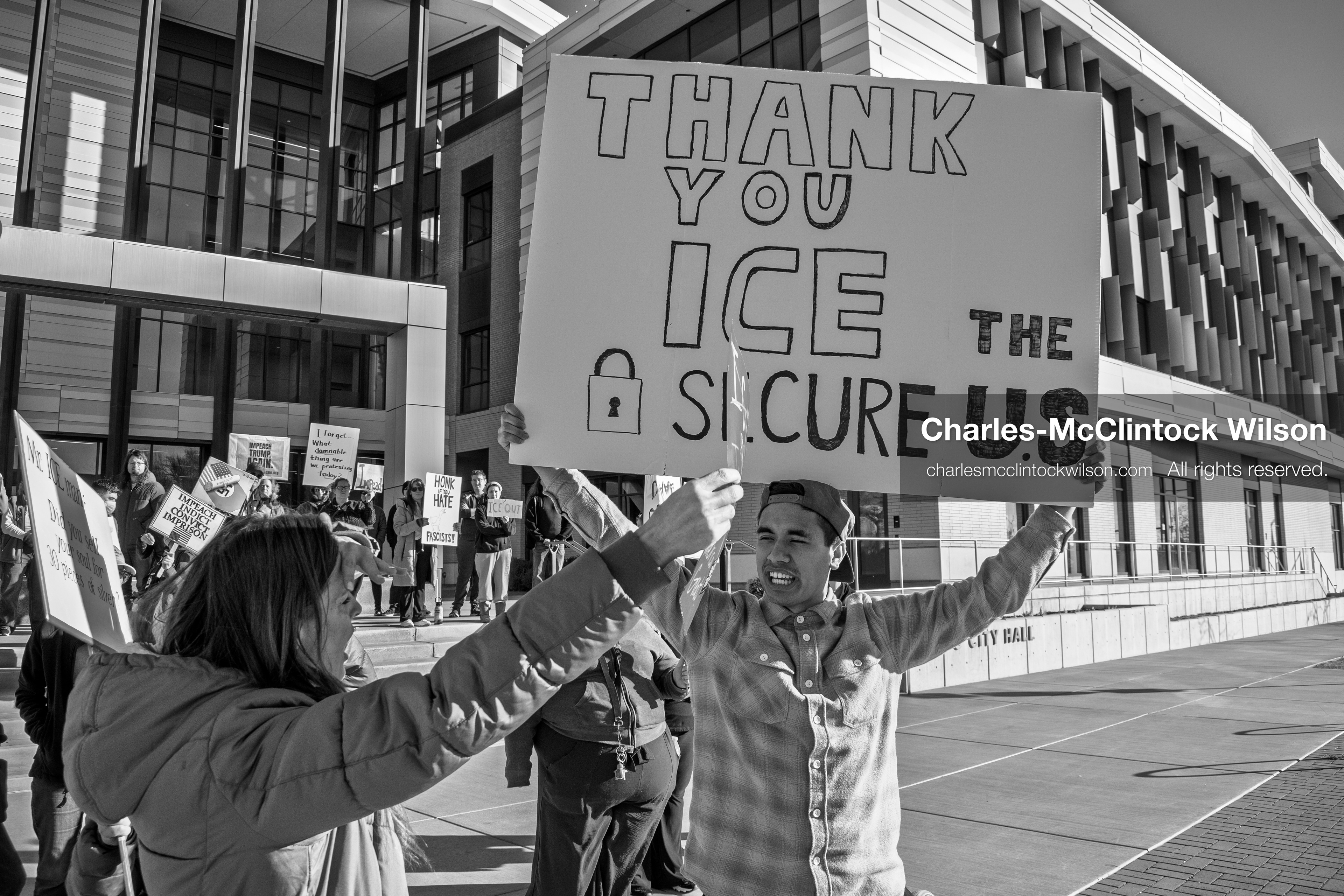 January 20, 2026, Provo, Utah, USA: A demonstrator holds a sign supporting ICE during the Free America Walkout outside Provo City Hall in Provo Utah on January 20 2026. The individual expressed support for US president Donald Trump and was confronted by other protesters. The nationwide protest drew participants with varied political views. (Credit Image: © Charles-McClintock Wilson/ZUMA Press Wire) 