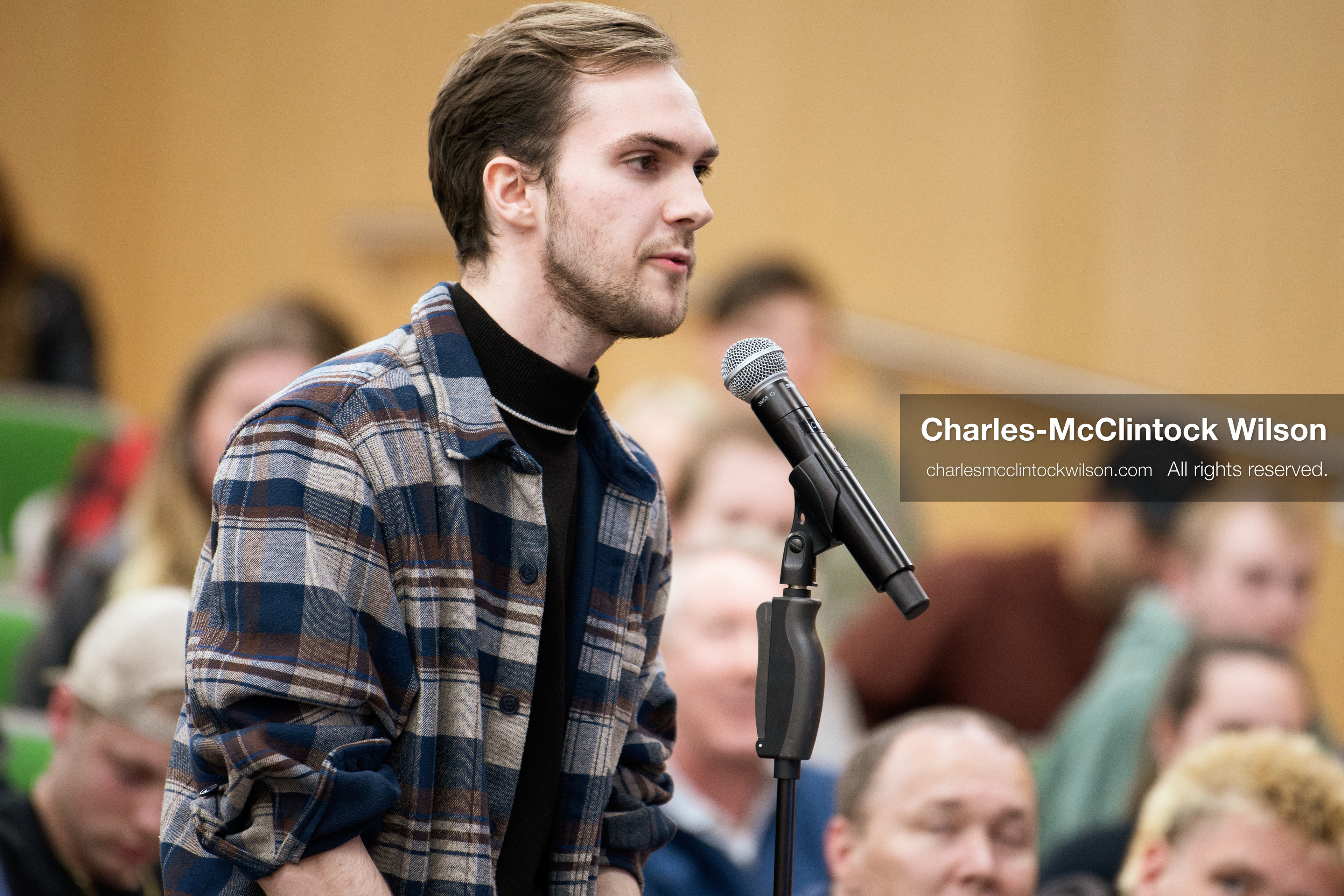 March 26, 2026, Orem, Utah, USA: A student speaks during a Q&A session at Frank Turek’s “Change My Mind” College Tour event at Utah Valley University in Orem, Utah. (Credit Image: © Charles-McClintock Wilson/ZUMA Press Wire)