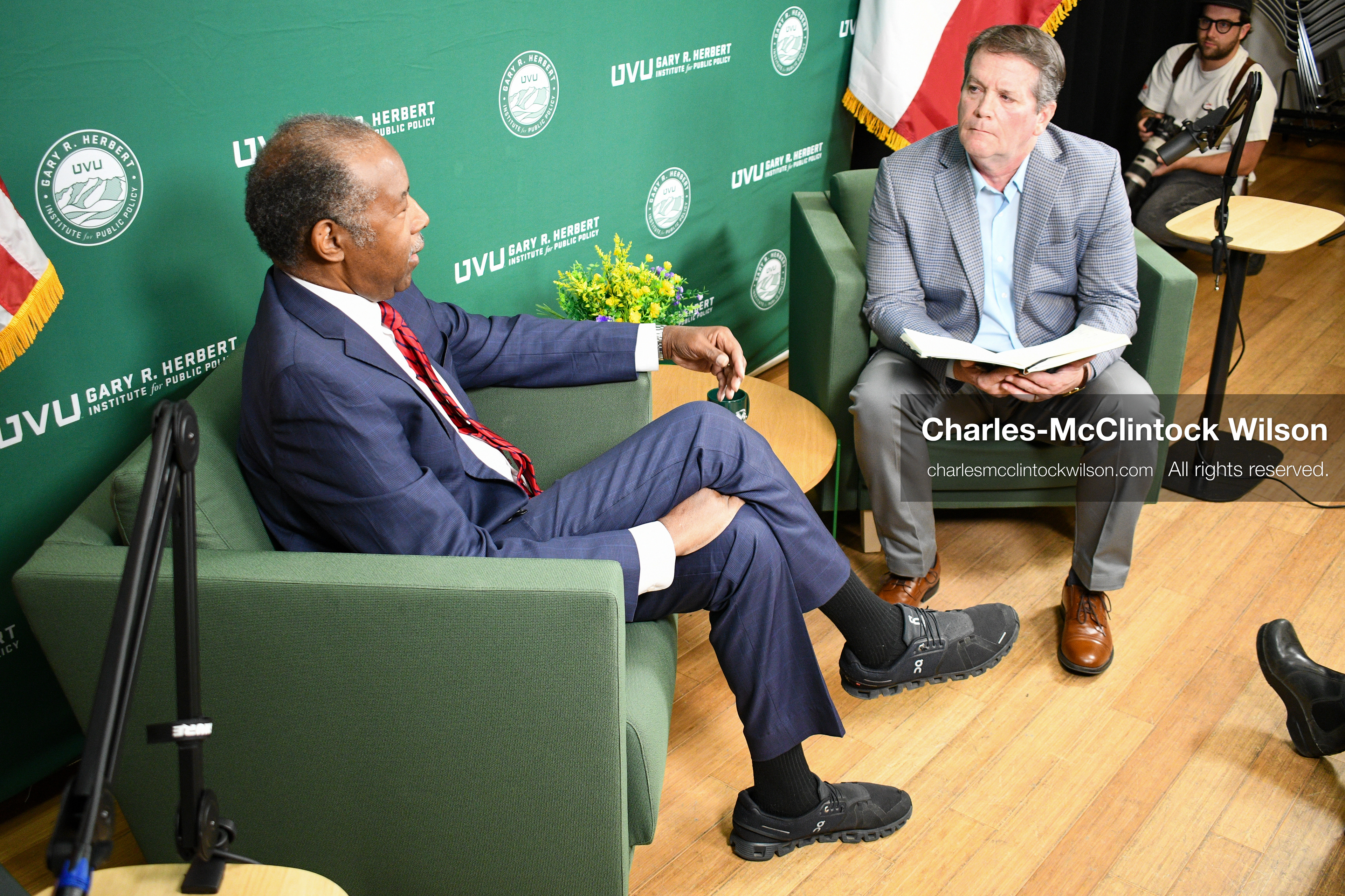 November 5, 2025, Orem, Utah, USA: Dr. Ben Carson, former U.S. Secretary of Housing and Urban Development and 2016 Republican presidential candidate, speaks with members of the press ahead of a public event hosted by the Gary R. Herbert Institute at Utah Valley University in Orem, Utah, on Nov. 5, 2025. (Credit Image: © Charles-McClintock Wilson/ZUMA Press Wire)