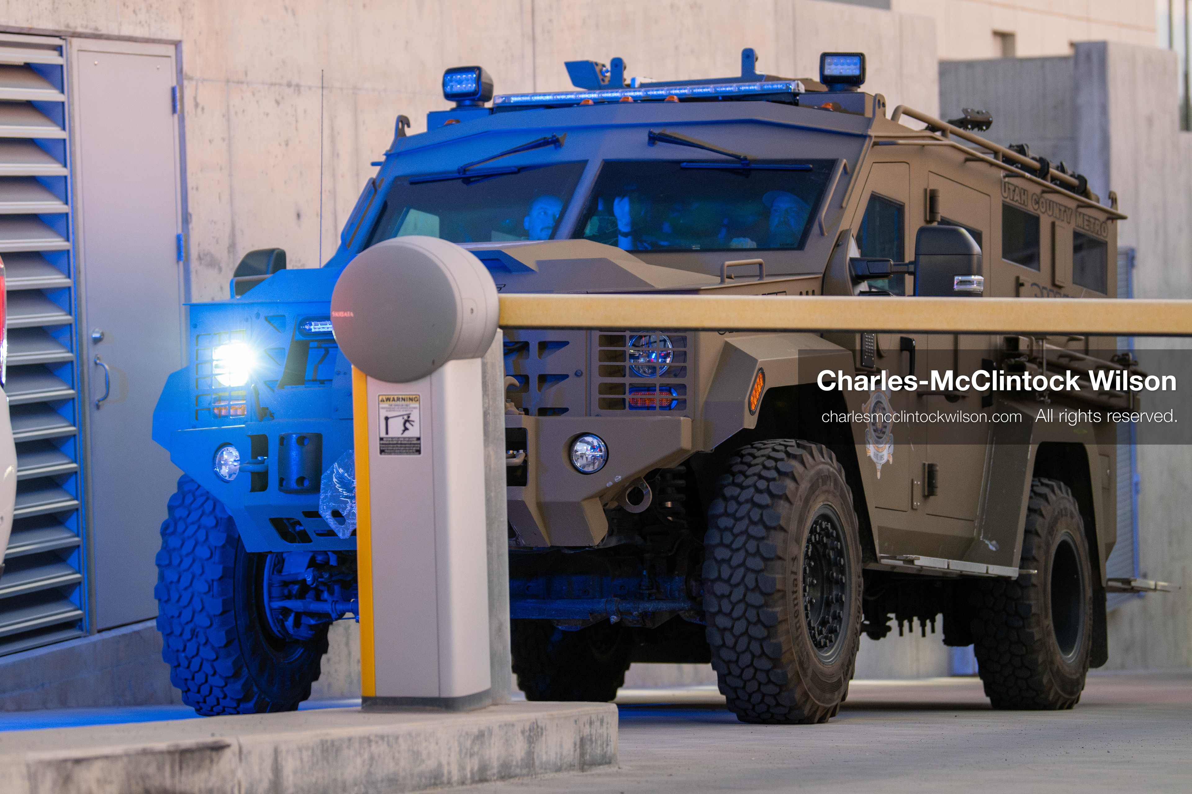 January 16, 2026, Provo, Utah, USA: A law enforcement armored vehicle leaves the Fourth Judicial District Courthouse in Provo, Utah, carrying Tyler Robinson after his court appearance on January 16, 2026. Robinson is the alleged killer of US conservative figure Charlie Kirk, who was fatally shot during an event at Utah Valley University. (Credit Image: © Charles-McClintock Wilson/ZUMA Press Wire)