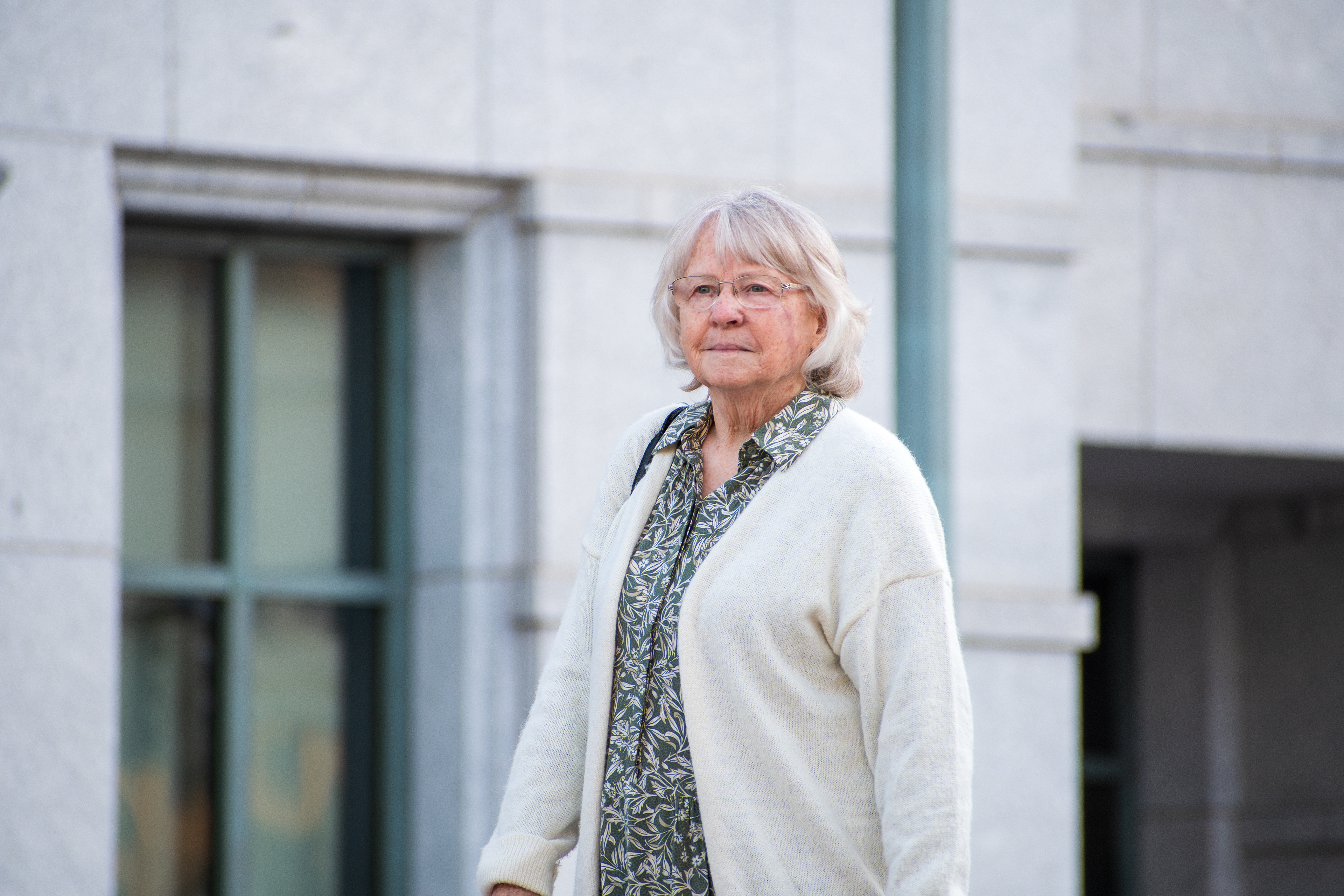 October 6, 2025, Salt Lake City, Utah, USA: A person stands near the Conference Center during the public viewing for Russell M. Nelson, the 17th president of the Church of Jesus Christ of Latter-day Saints. Nelson died at his home in Salt Lake City, Utah, on September 27, 2025, at the age of 101. (Credit Image: © Charles-McClintock Wilson/ZUMA Press Wire)