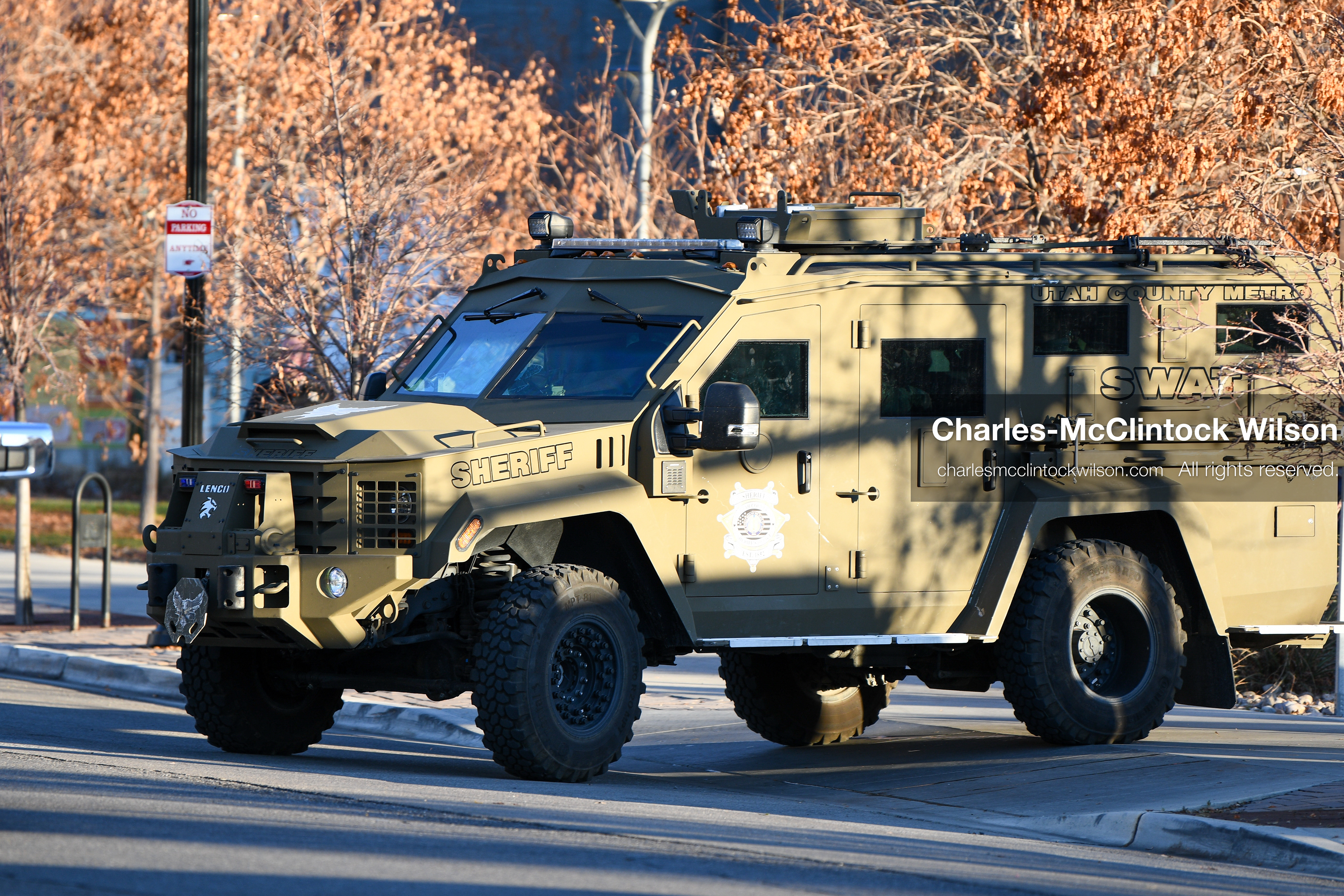 PROVO, UTAH, USA – DECEMBER 11, 2025: An armored vehicle operated by the Utah County Sheriff’s Office transports Tyler Robinson from the Fourth District Court in Provo following his first in‑person court appearance in the Charlie Kirk murder case. (Credit Image: © Charles‑McClintock Wilson/ZUMA Press Wire)