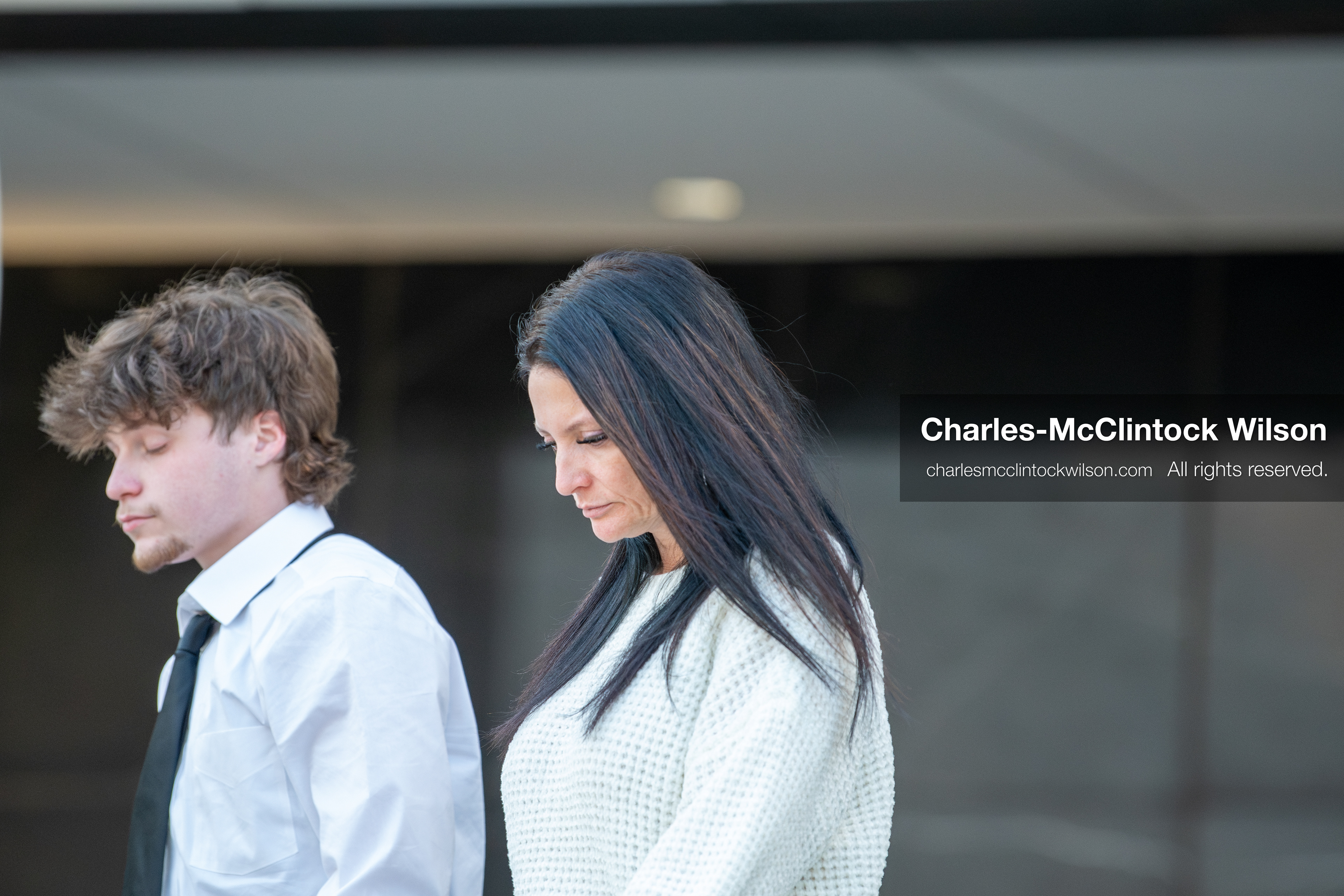 January 16, 2026, Provo, Utah, USA: AMBER ROBINSON, mother of Tyler Robinson, leaves the Fourth Judicial District Courthouse in Provo, Utah, after the court hearing on January 16, 2026. Tyler Robinson is the alleged killer of US conservative figure Charlie Kirk, who was fatally shot during an event at Utah Valley University. (Credit Image: © Charles-McClintock Wilson/ZUMA Press Wire)