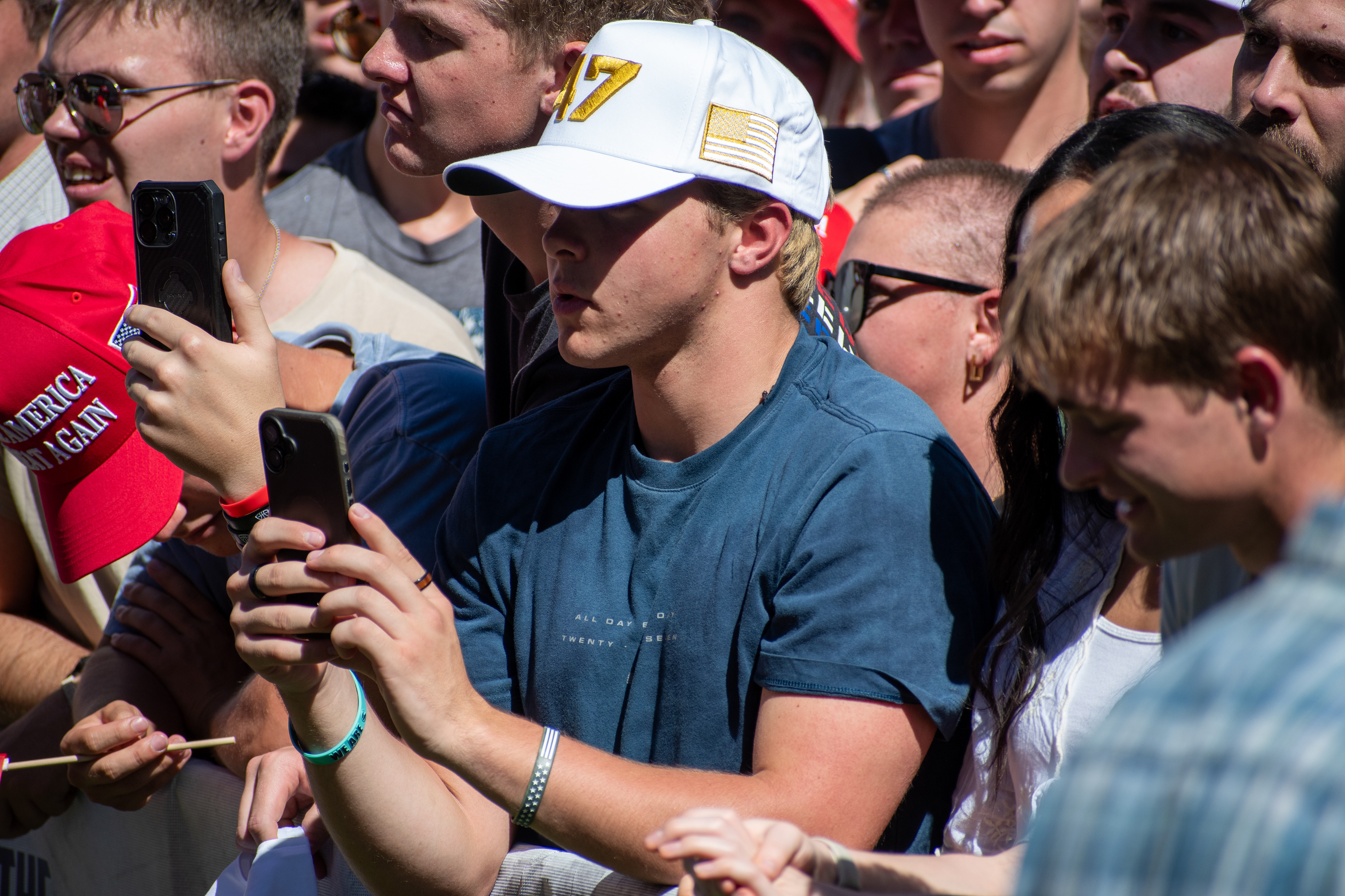 OREM, UTAH – SEPTEMBER 10, 2025: Attendees gather in close formation at Utah Valley University for the opening stop of the American Comeback Tour. The image captures a moment of shared anticipation and civic presence, reflecting the energy, emotion, and communal engagement that defined the event’s intended spirit. © Charles-McClintock Wilson / ZUMA Press 