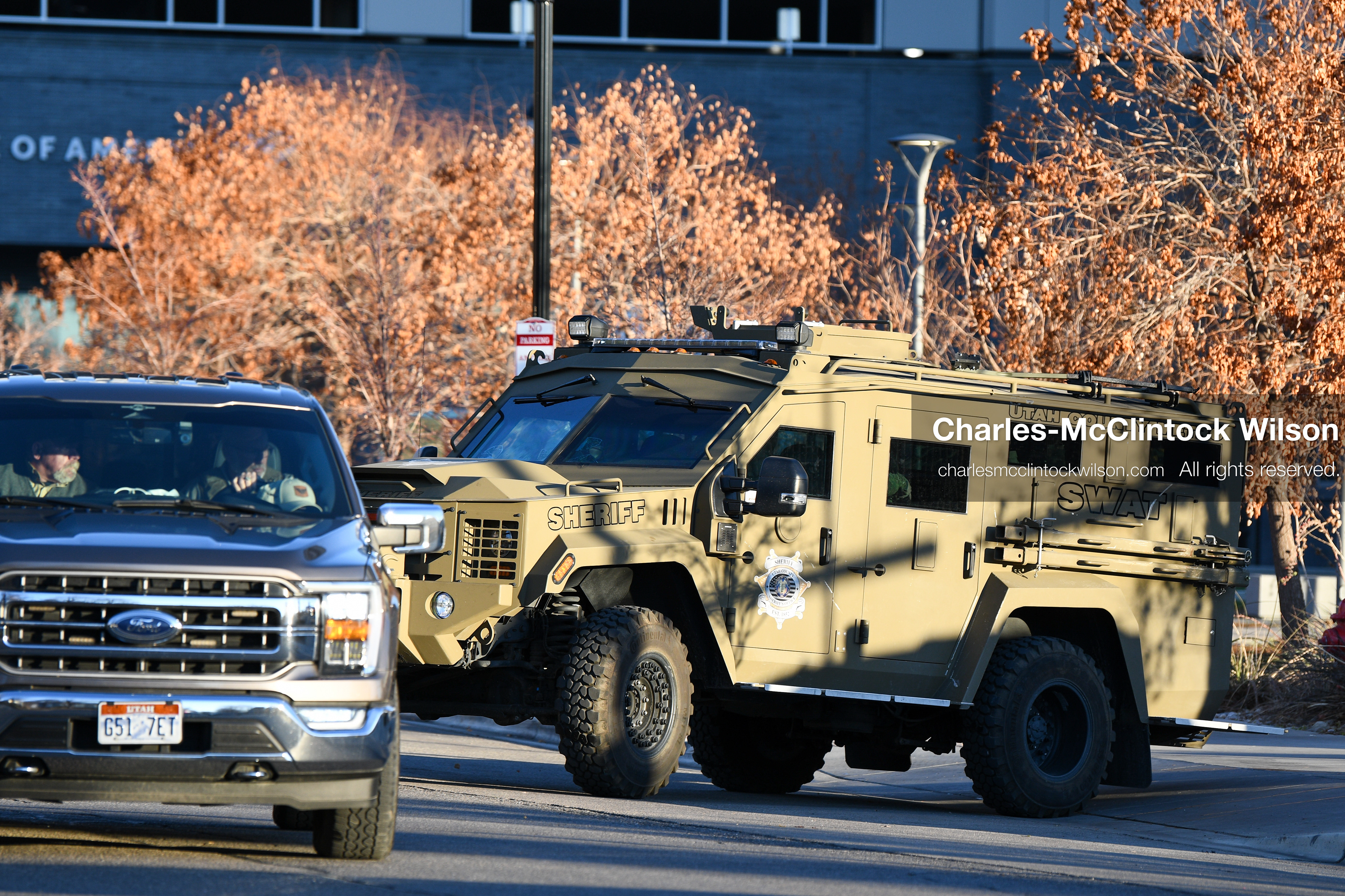 PROVO, UTAH, USA – DECEMBER 11, 2025: An armored vehicle operated by the Utah County Sheriff’s Office transports Tyler Robinson from the Fourth District Court in Provo following his first in‑person court appearance in the Charlie Kirk murder case. (Credit Image: © Charles‑McClintock Wilson/ZUMA Press Wire)