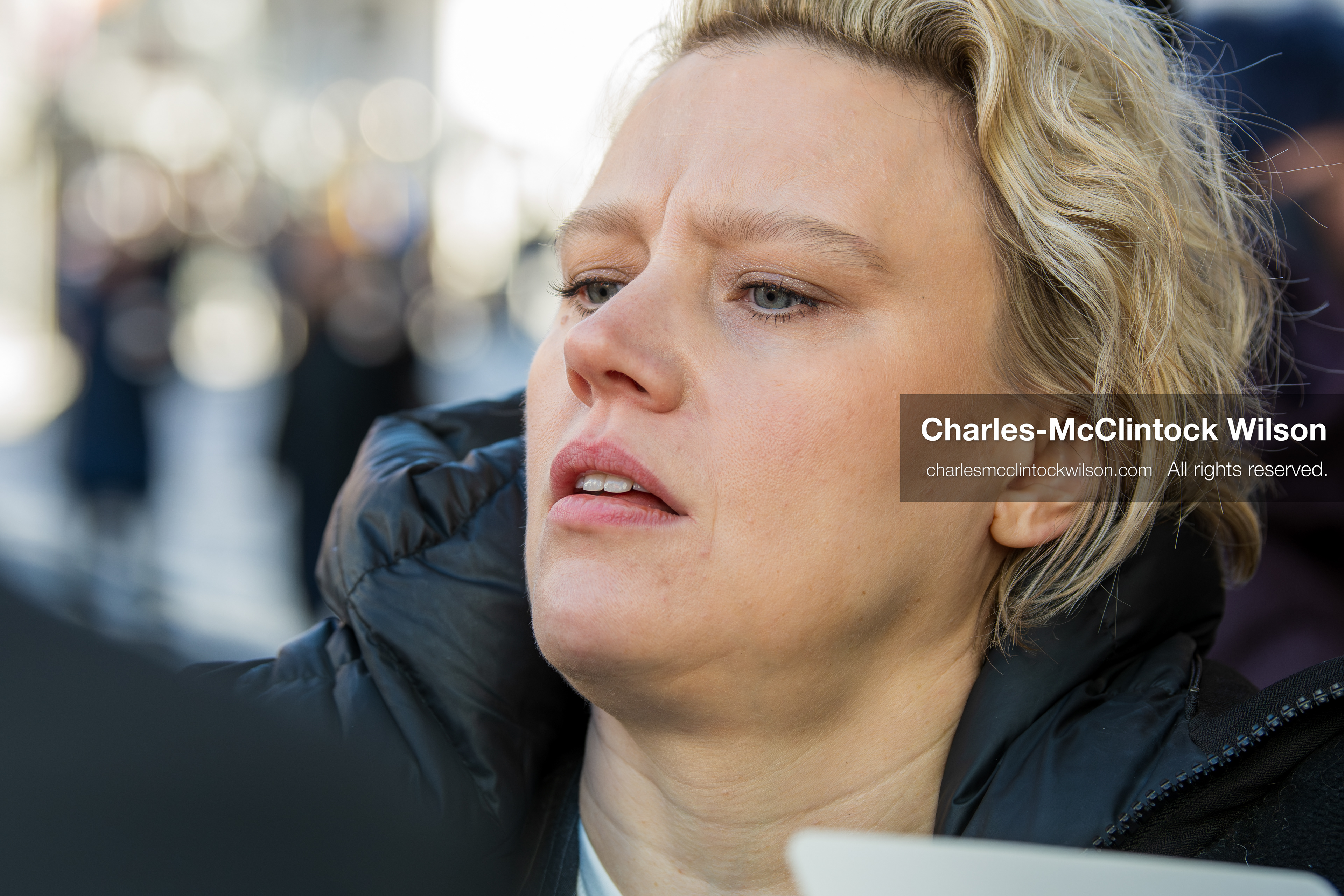 January 26, 2026, Park City, Utah, USA: US actress and comedian KATE MCKINNON signs autographs while leaving The Vulture Spot during the 2026 Sundance Film Festival in Park City, Utah. (Credit Image: © Charles McClintock Wilson/ZUMA Press Wire)
