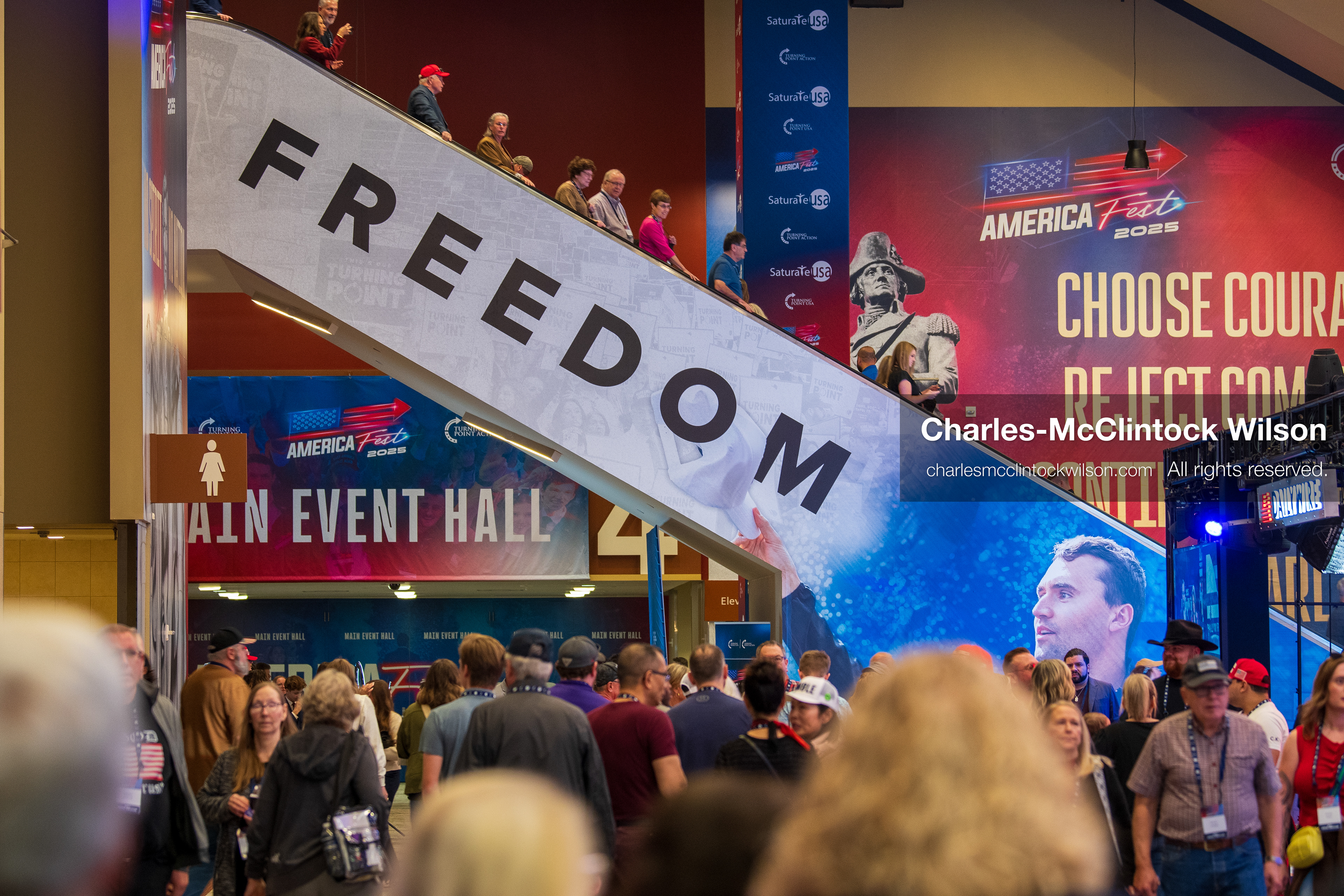 December 18, 2025, Phoenix, Arizona, USA: Attendees ride an escalator into the main hall during Turning Point USA's AmericaFest 2025 at the Phoenix Convention Center. (Credit Image: (c) Charles-McClintock Wilson/ZUMA Press Wire)