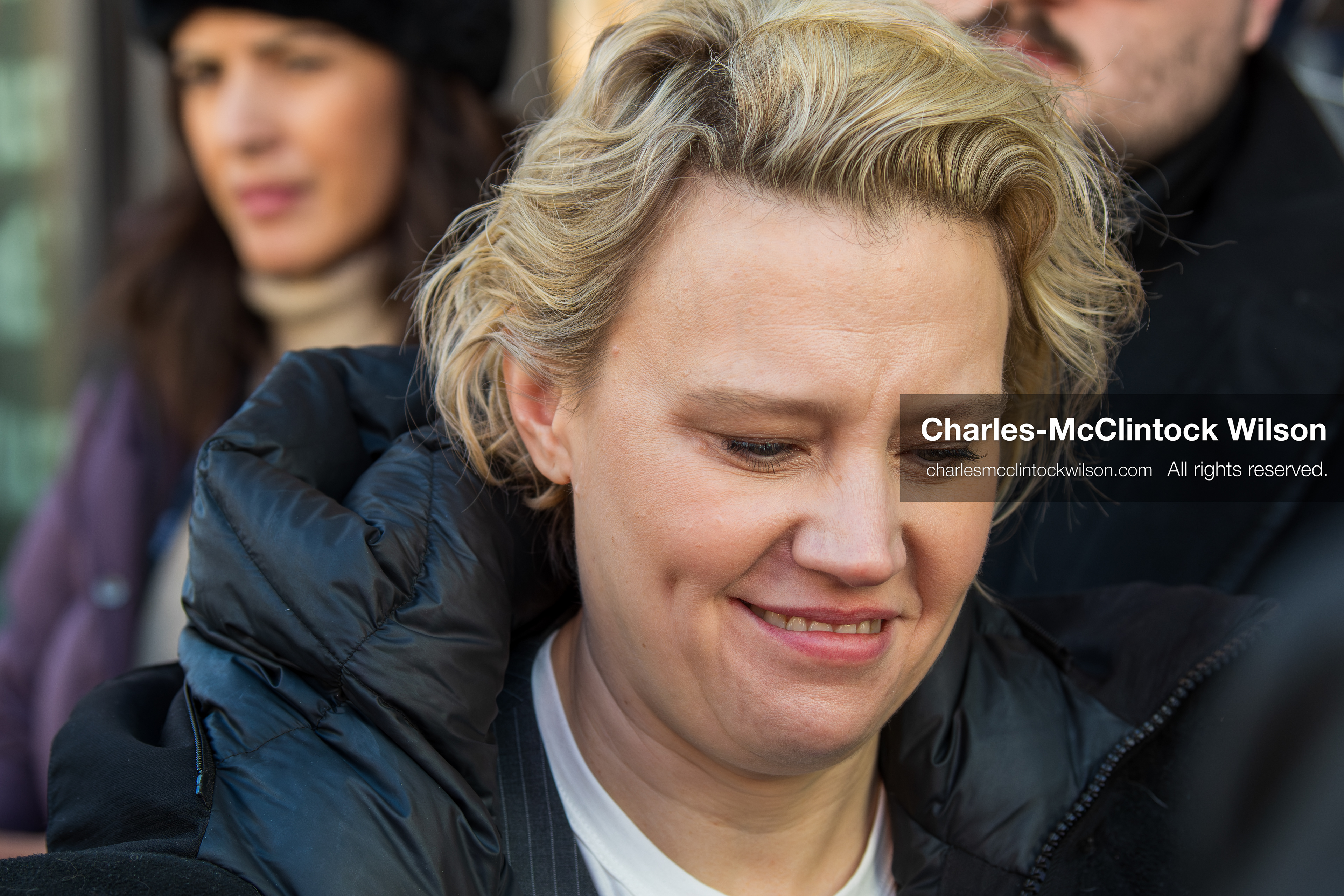 January 26, 2026, Park City, Utah, USA: US actress and comedian KATE MCKINNON signs autographs while leaving The Vulture Spot during the 2026 Sundance Film Festival in Park City, Utah. (Credit Image: © Charles McClintock Wilson/ZUMA Press Wire)