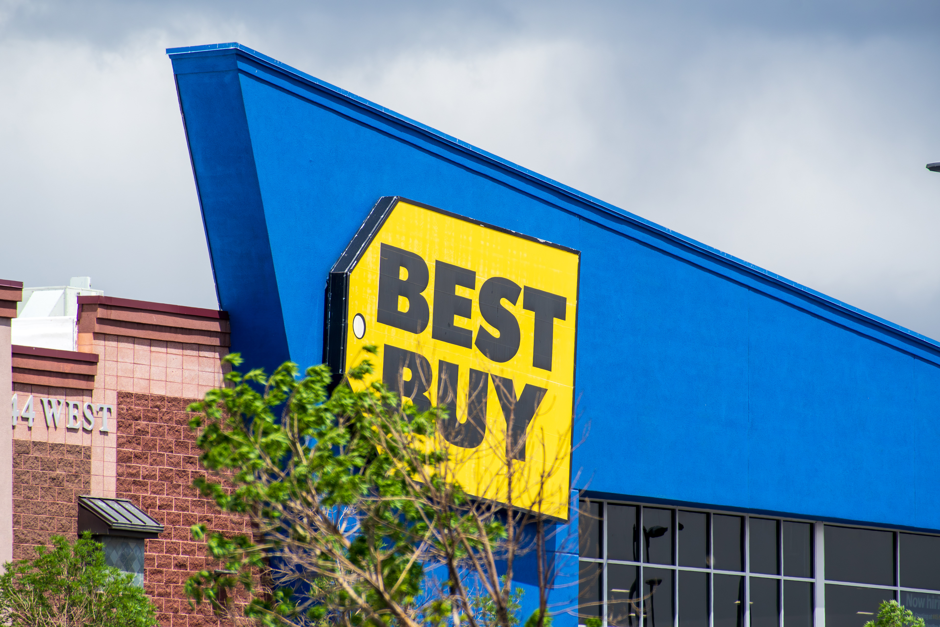 ST. GEORGE, UT, USA - MAY 4, 2025: A Best Buy Store is seen in St. George, Utah, USA. Best Buy is an American multinational consumer electronics retailer headquartered in Richfield, Minnesota.