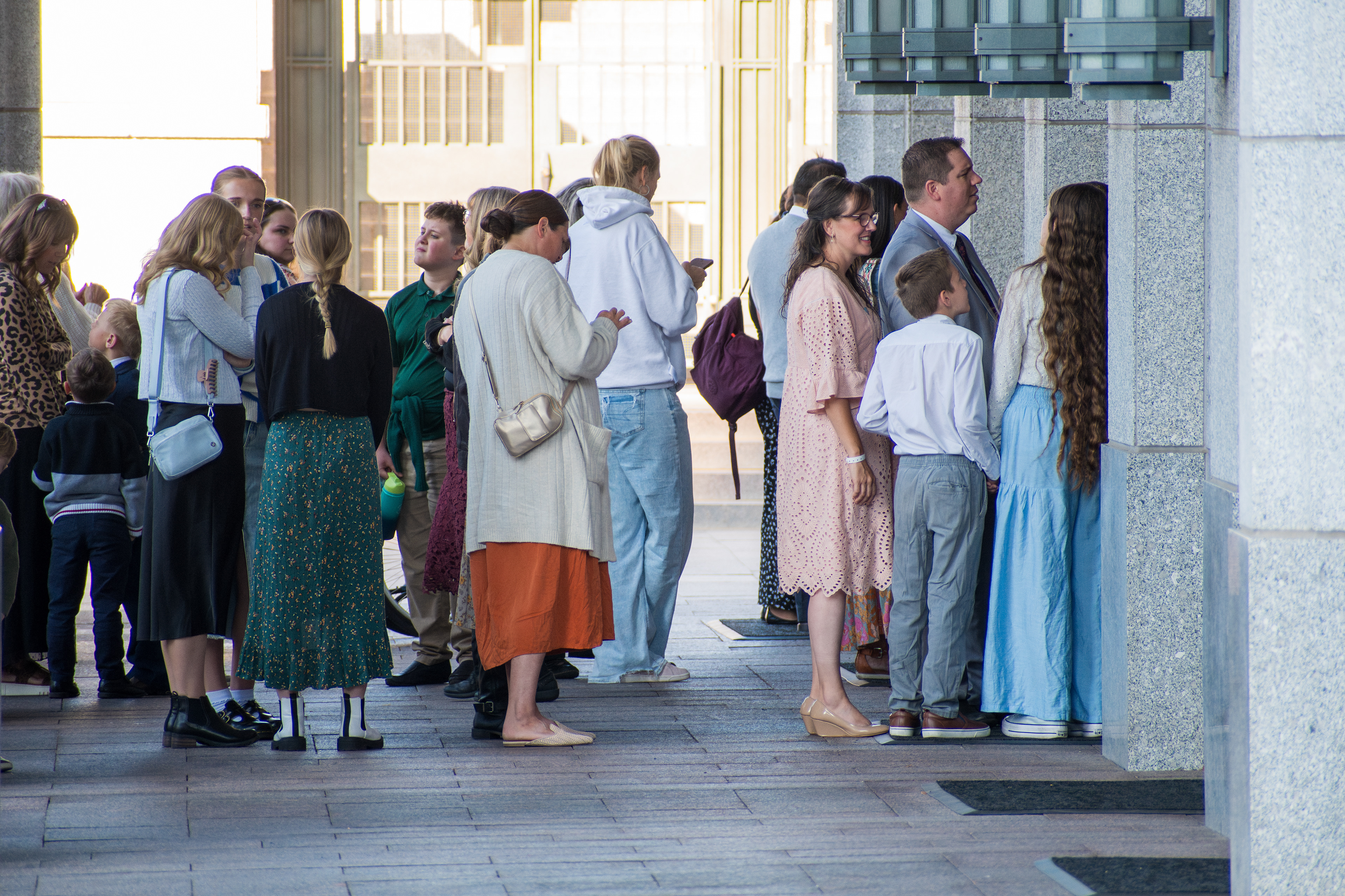October 6, 2025, Salt Lake City, Utah, USA: People wait in line outside the Conference Center during the public viewing for RUSSELL M. NELSON, the 17th president of the Church of Jesus Christ of Latter-day Saints. Nelson died at his home in Salt Lake City, Utah, on September 27, 2025, at the age of 101. (Credit Image: © Charles-McClintock Wilson/ZUMA Press Wire)