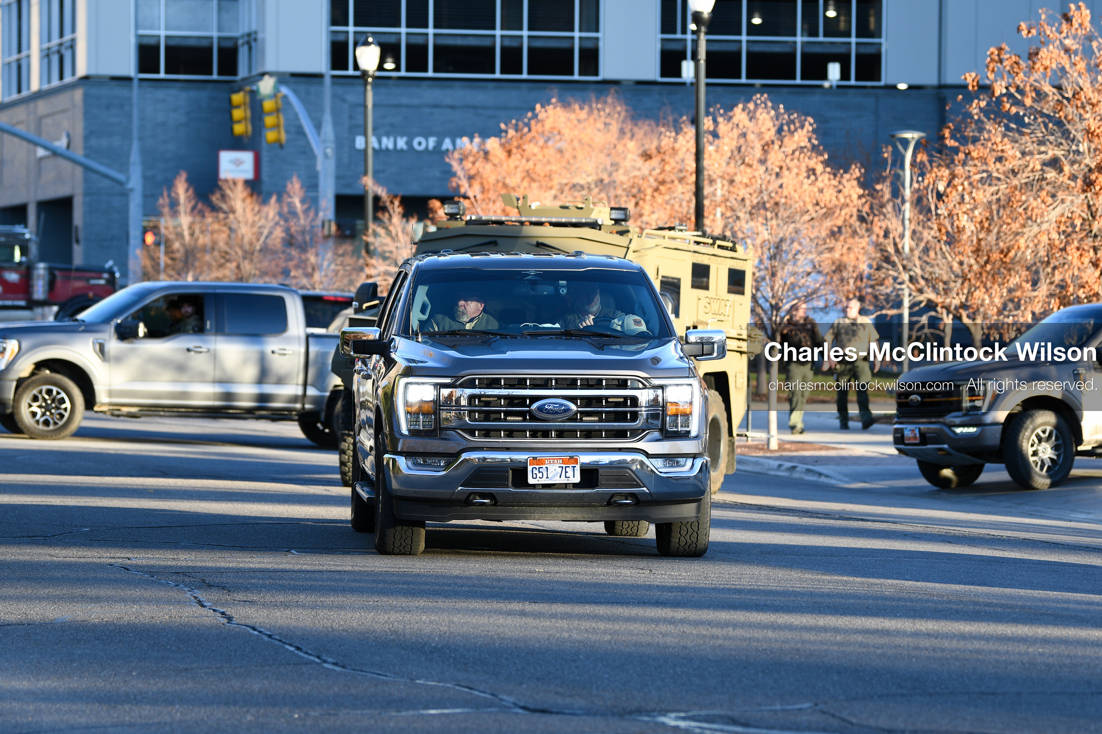 PROVO, UTAH, USA – DECEMBER 11, 2025: An armored vehicle operated by the Utah County Sheriff’s Office transports Tyler Robinson from the Fourth District Court in Provo following his first in‑person court appearance in the Charlie Kirk murder case. (Credit Image: © Charles‑McClintock Wilson/ZUMA Press Wire)