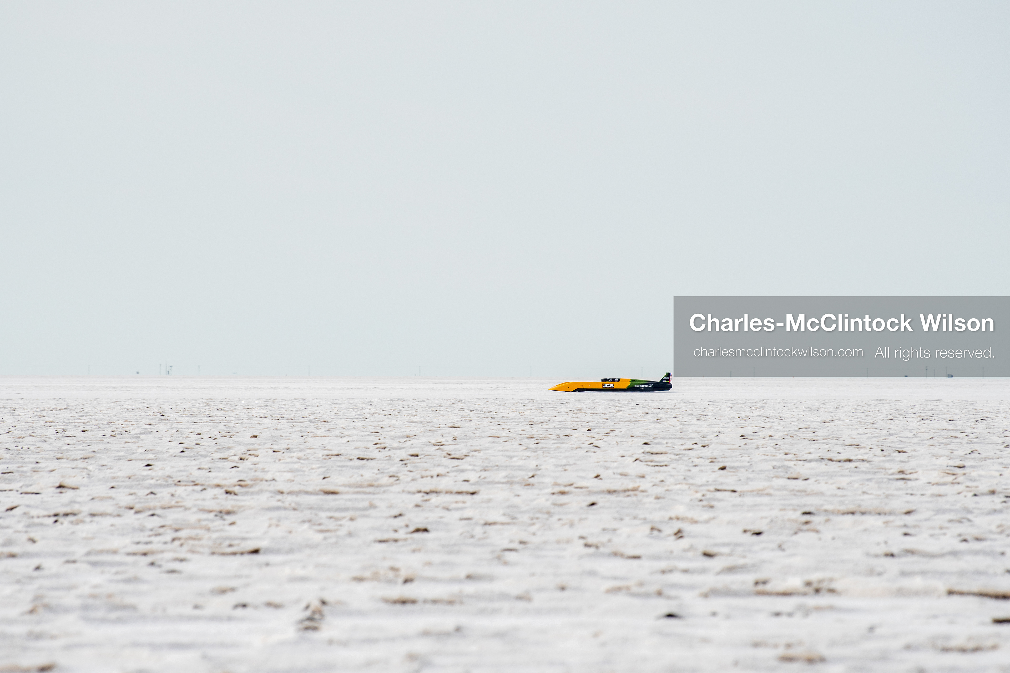 August 11, 2026, Wendover, Utah, USA: British driver Andy Green pilots the JCB Hydromax hydrogen‑powered streamliner across the Bonneville Salt Flats near Wendover, Utah, during high‑speed test runs ahead of a land‑speed record attempt. The retired Royal Air Force pilot, who previously set world records with ThrustSSC, is targeting new benchmarks for hydrogen propulsion under FIA observation. (Credit Image: © Charles‑McClintock Wilson / ZUMA Press Wire)