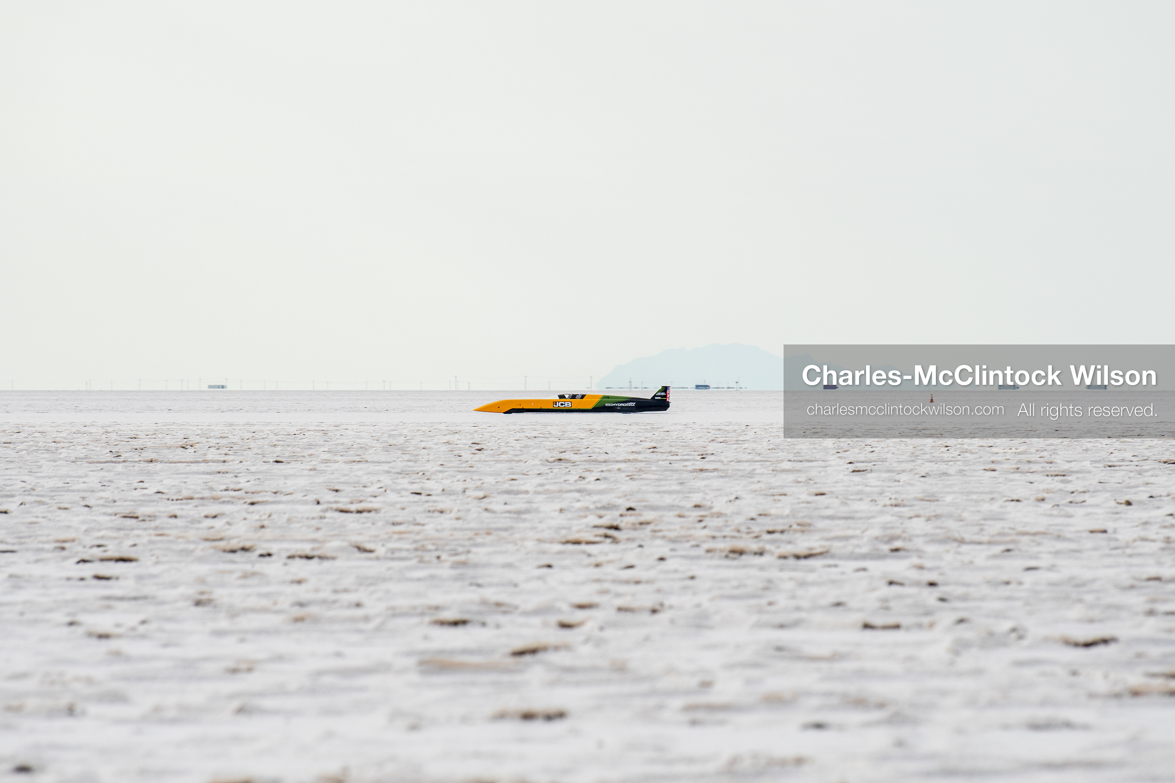 August 11, 2026, Wendover, Utah, USA: British driver Andy Green pilots the JCB Hydromax hydrogen‑powered streamliner across the Bonneville Salt Flats near Wendover, Utah, during high‑speed test runs ahead of a land‑speed record attempt. The retired Royal Air Force pilot, who previously set world records with ThrustSSC, is targeting new benchmarks for hydrogen propulsion under FIA observation. (Credit Image: © Charles‑McClintock Wilson / ZUMA Press Wire)