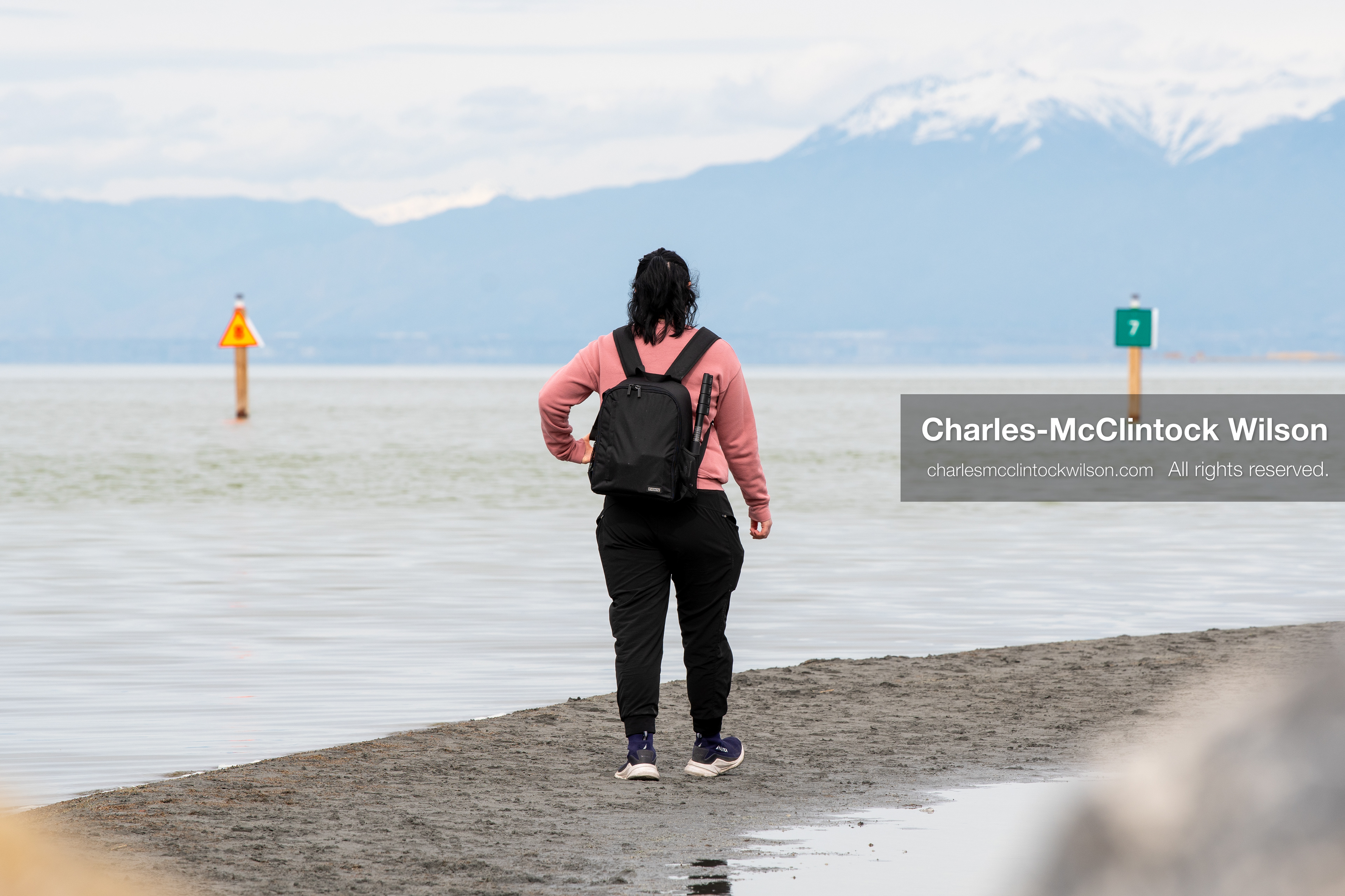 March 1, 2026, Great Salt Lake, Utah, USA: A person walks along the exposed shoreline of the Great Salt Lake as water levels in the region remain historically low. Reports from state officials and the Great Salt Lake Strike Team state that the lake continues to fall within a serious adverse‑effects range, with elevations among the lowest recorded in more than one hundred years. The lake has drawn increased public attention as lawmakers consider large‑scale water projects and long‑term plans to address declining conditions. (Credit Image: © Charles‑McClintock Wilson/ZUMA Press Wire)