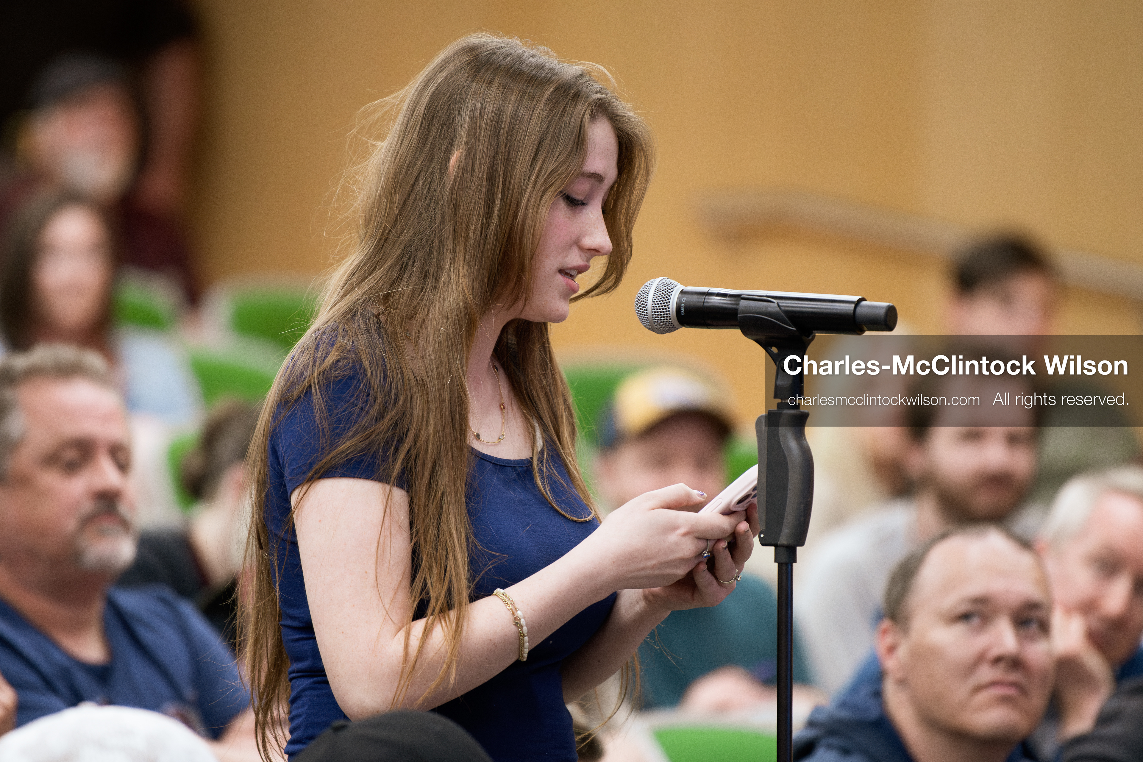March 26, 2026, Orem, Utah, USA: A student speaks during a Q&A session at Frank Turek’s “Change My Mind” College Tour event at Utah Valley University in Orem, Utah. (Credit Image: © Charles-McClintock Wilson/ZUMA Press Wire)