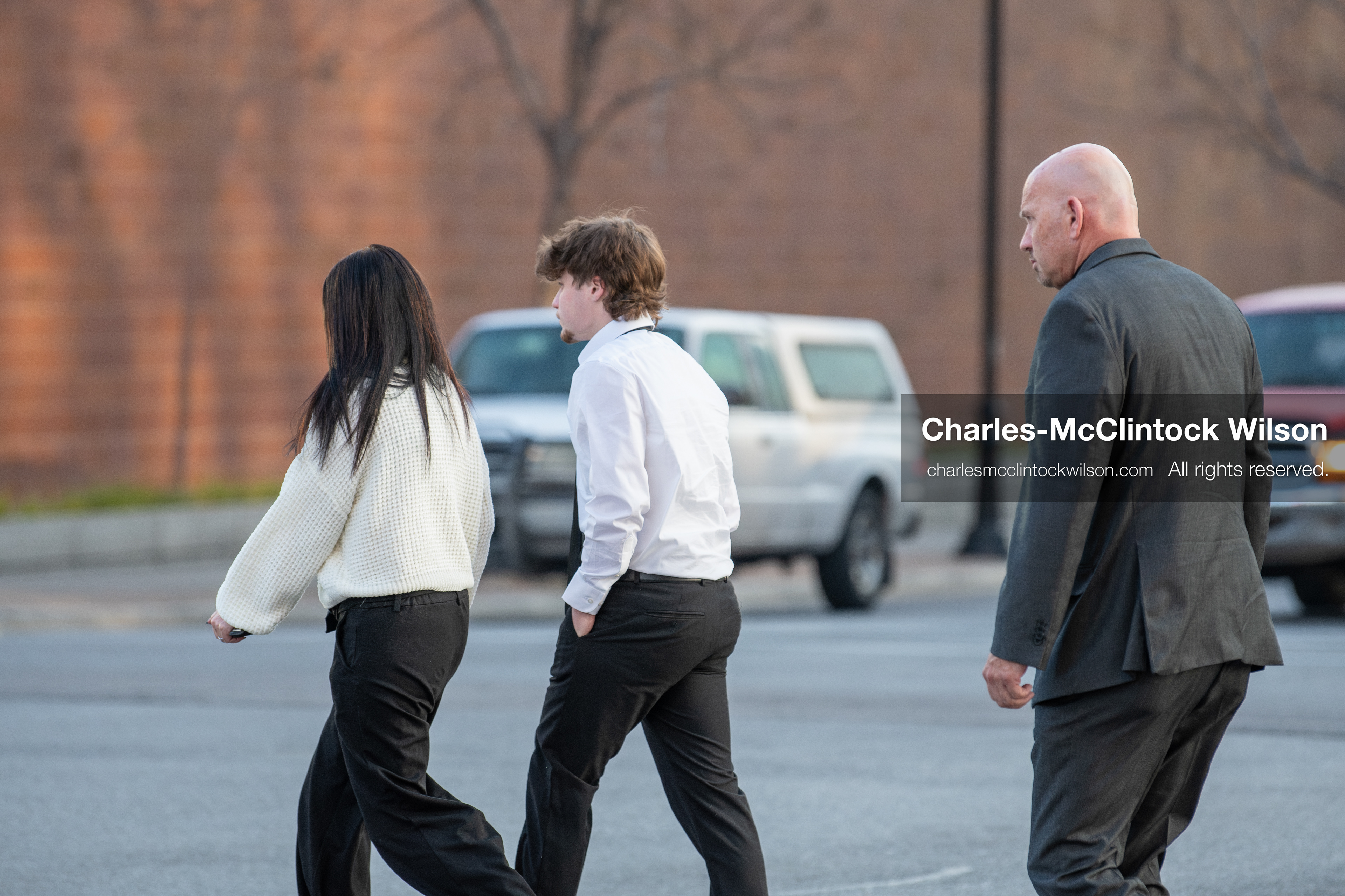 January 16, 2026, Provo, Utah, USA: AMBER ROBINSON, mother of Tyler Robinson, leaves the Fourth Judicial District Courthouse in Provo, Utah, after the court hearing on January 16, 2026. Tyler Robinson is the alleged killer of US conservative figure Charlie Kirk, who was fatally shot during an event at Utah Valley University. (Credit Image: © Charles-McClintock Wilson/ZUMA Press Wire)