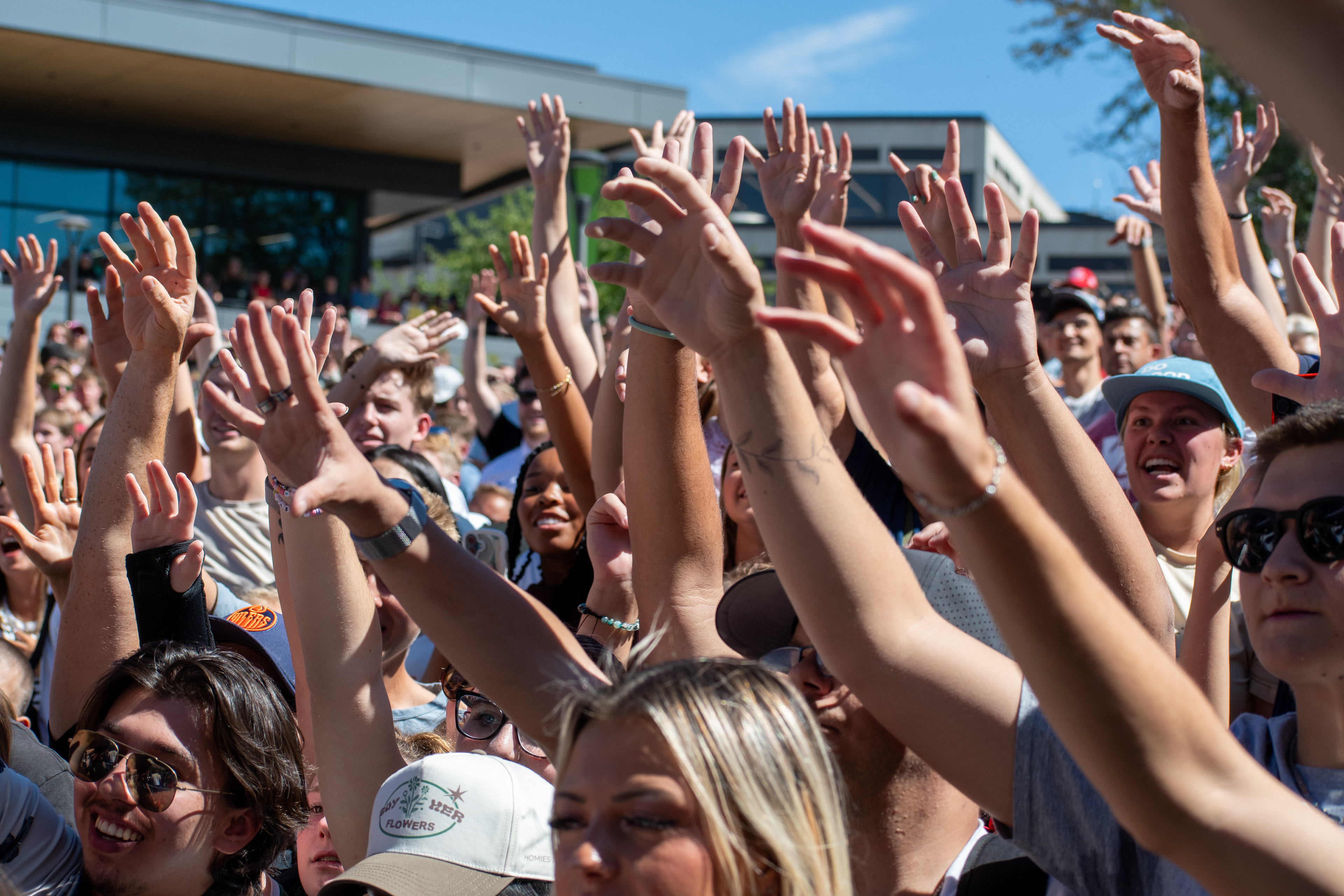 OREM, UTAH – SEPTEMBER 10, 2025: Attendees gather in close formation at Utah Valley University for the opening stop of the American Comeback Tour. The image captures a moment of shared anticipation and civic presence, reflecting the energy, emotion, and communal engagement that defined the event’s intended spirit. © Charles-McClintock Wilson / ZUMA Press