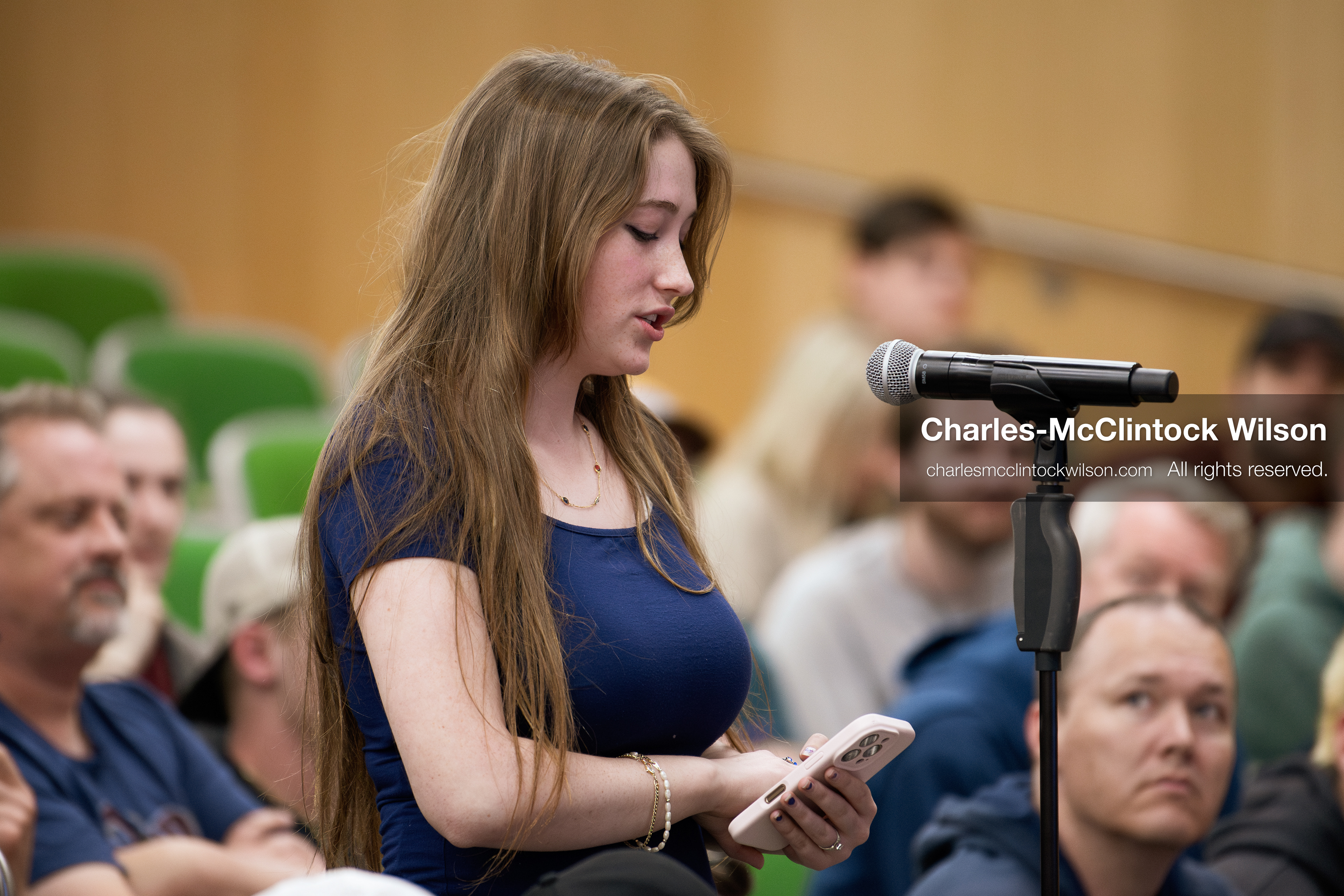 March 26, 2026, Orem, Utah, USA: A student speaks during a Q&A session at Frank Turek’s “Change My Mind” College Tour event at Utah Valley University in Orem, Utah. (Credit Image: © Charles-McClintock Wilson/ZUMA Press Wire)