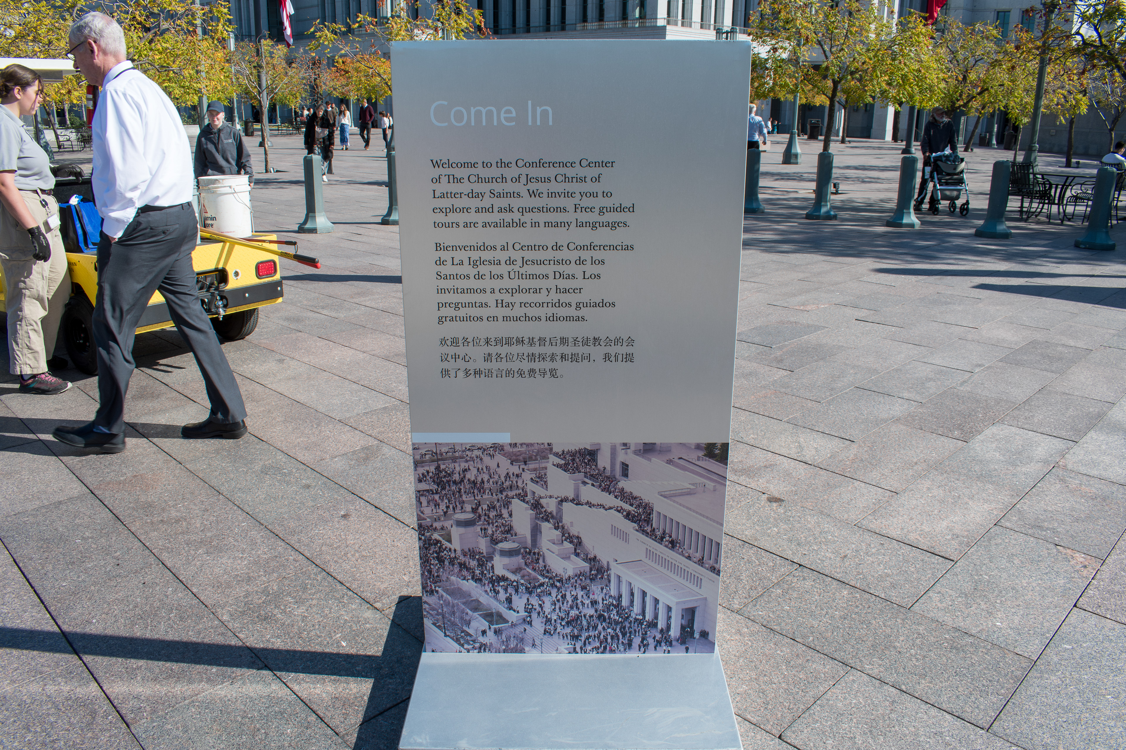 October 6, 2025, Salt Lake City, Utah, USA: People walk through the plaza outside the Conference Center during the public viewing for Russell M. Nelson, the 17th president of the Church of Jesus Christ of Latter-day Saints. Flags fly at half-mast following the death of Nelson at his home in Salt Lake City, Utah, on September 27, 2025, at the age of 101. (Credit Image: © Charles-McClintock Wilson/ZUMA Press Wire)