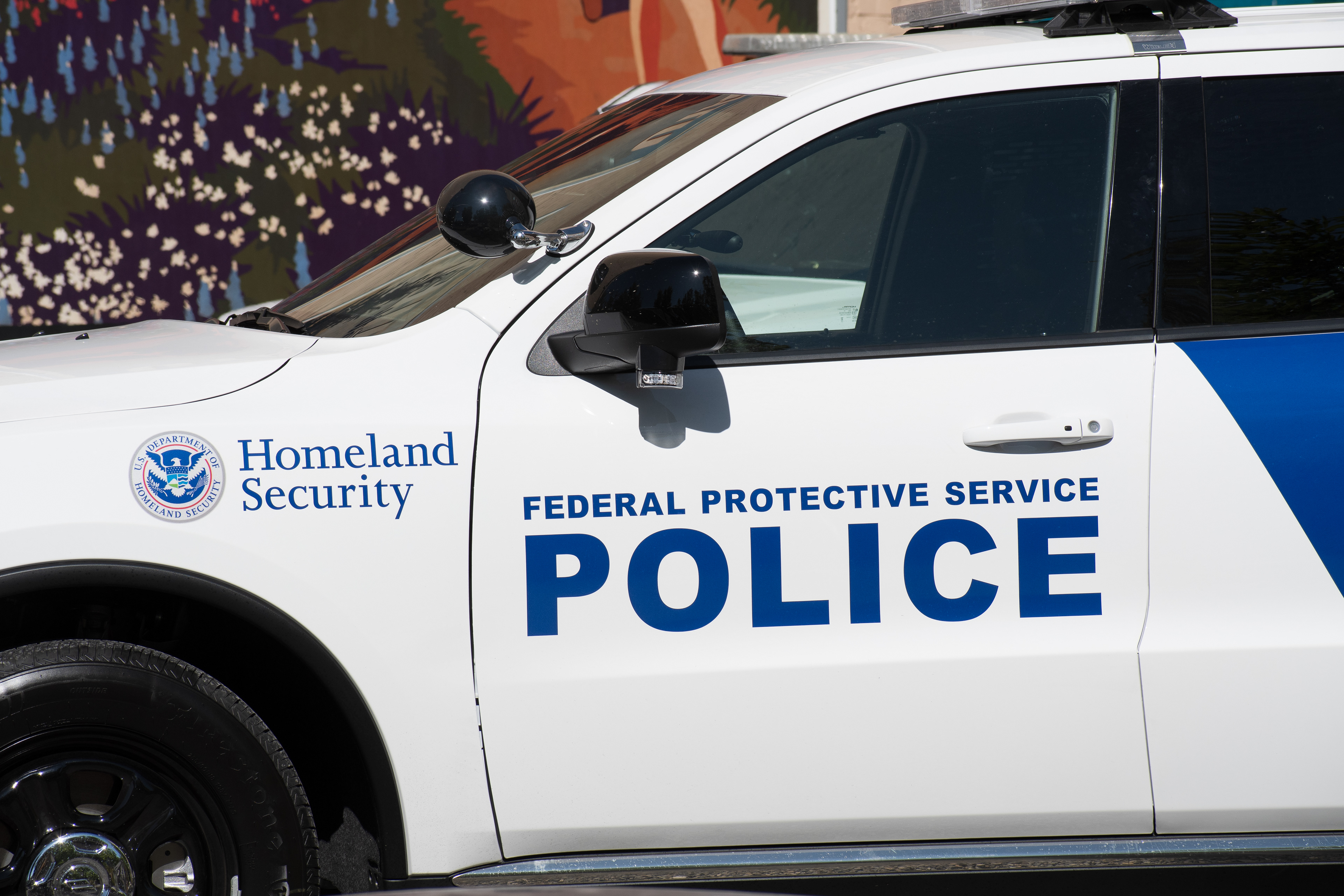  September 15, 2025 – Provo, Utah, United States: A Homeland Security vehicle is seen outside the Utah Valley Convention Center during a Department of Homeland Security career expo aimed at recruiting law enforcement and security personnel. Photograph by Charles‑McClintock Wilson / ZUMA Press Wire