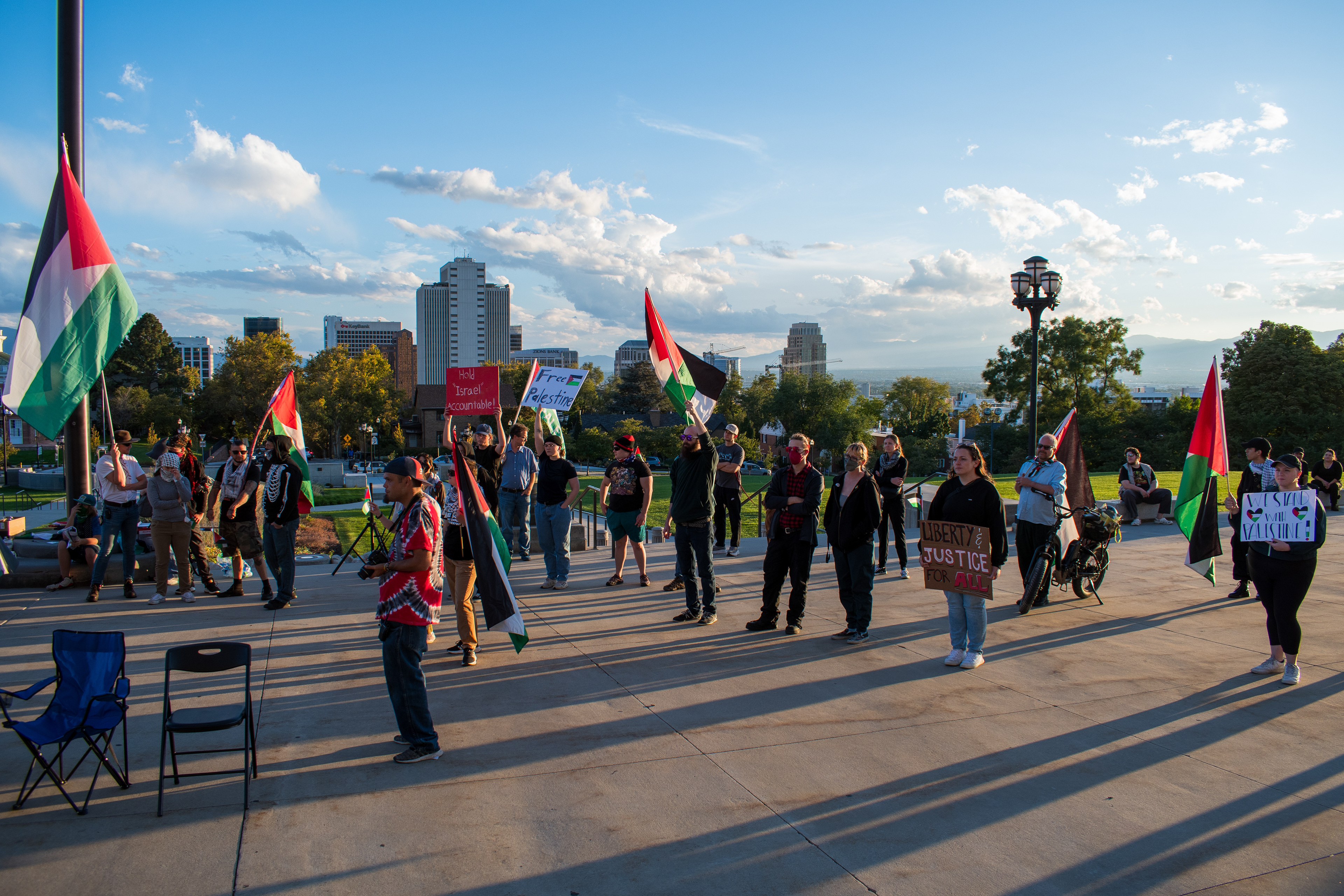 October 10, 2025, Salt Lake City, Utah, USA: Pro-Palestine demonstrators gather in front of the Utah State Capitol during the Free Palestine Rally. Participants hold flags and signs as part of the public demonstration. (Credit Image: © Charles-McClintock Wilson/ZUMA Press Wire)