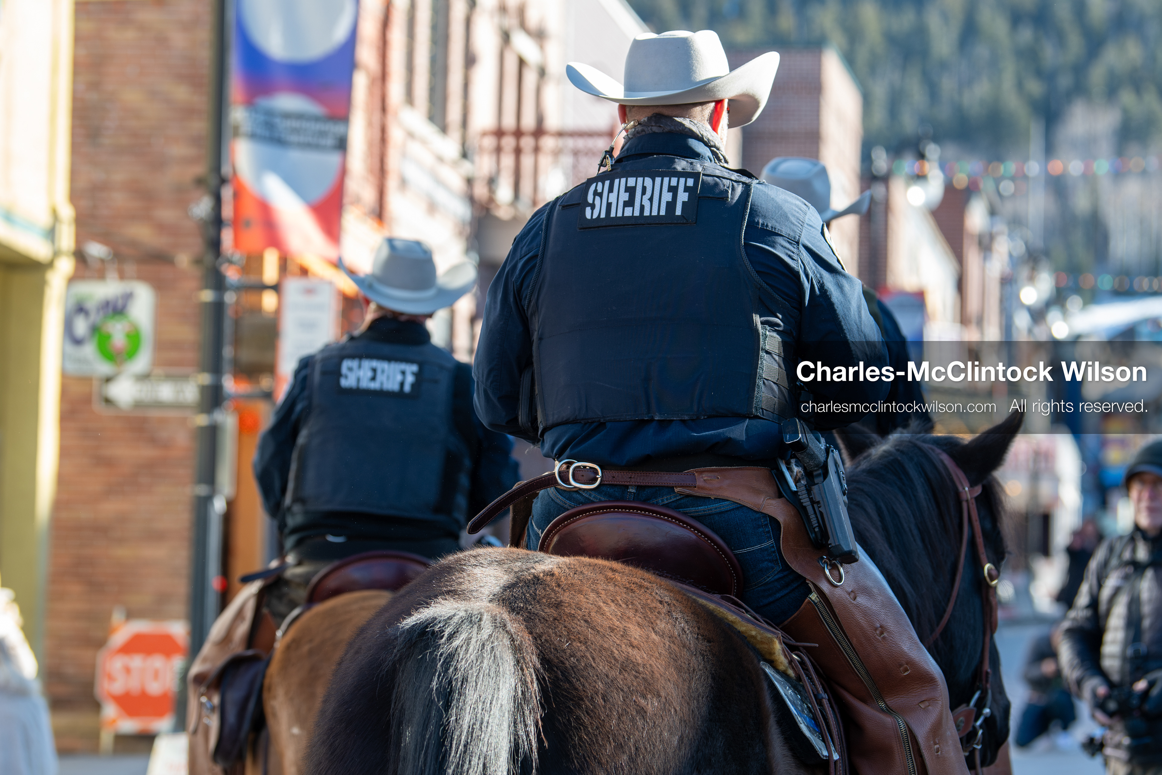  January 26, 2026, Park City, Utah, USA: Mounted law enforcement officers patrol Main Street during a protest opposing U.S. Immigration and Customs Enforcement (I.C.E.) ICE agents at the Sundance Film Festival in Park City, Utah, on Monday, Jan. 26, 2026. The event was held in response to the fatal shooting of Alex Pretti by a U.S. Border Patrol officer in Minneapolis. (Credit Image: © Charles McClintock Wilson/ZUMA Press Wire)