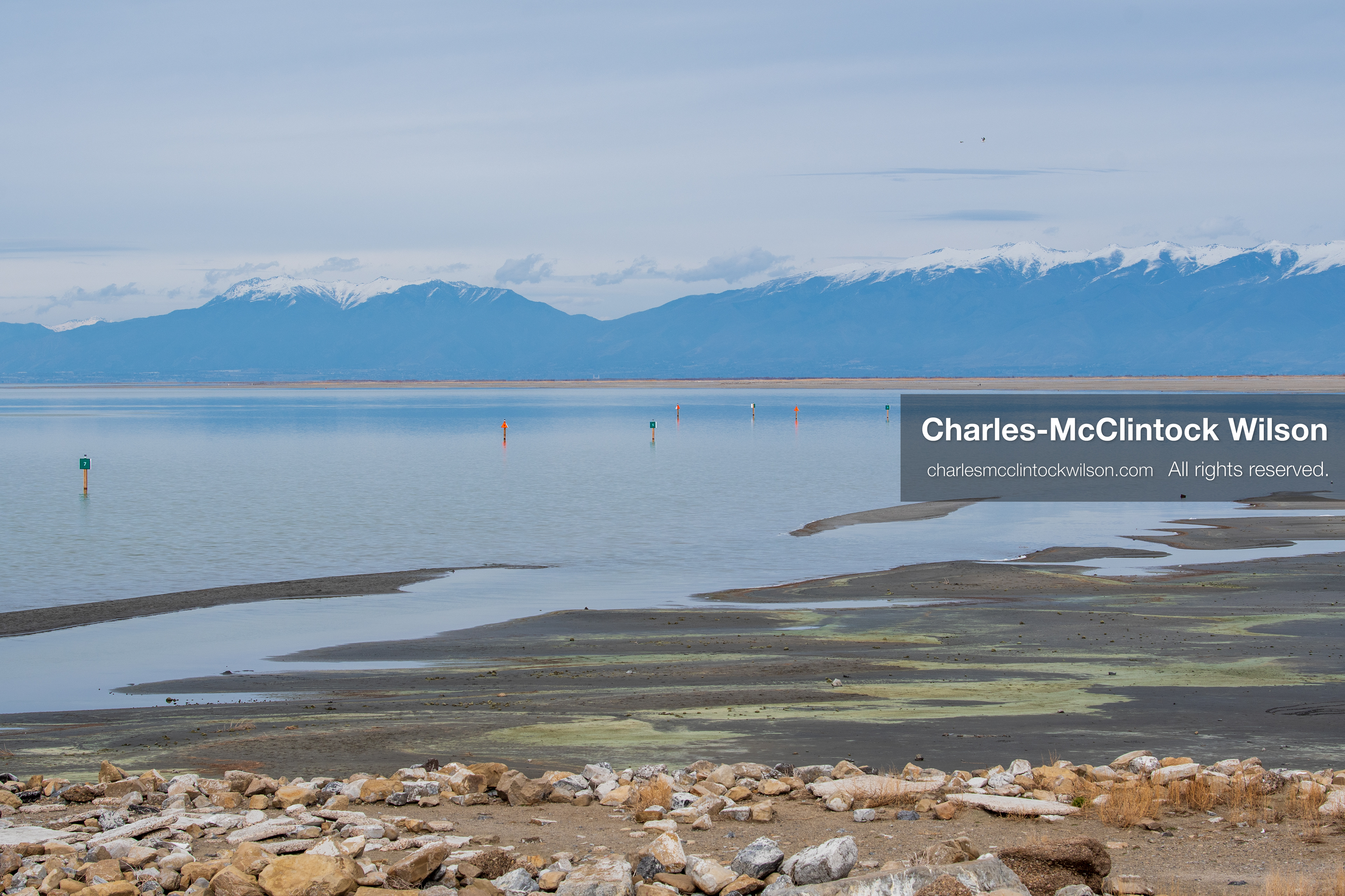 March 1, 2026, Great Salt Lake, Utah, USA: Shoreline, mudflats, and distant snow‑covered mountains are seen at the Great Salt Lake as the region continues to experience historically low water levels. Reports from state officials and the Great Salt Lake Strike Team state that the lake remains in a serious adverse‑effects range, with elevations among the lowest recorded in more than one hundred years. The lake has drawn increased public attention as lawmakers consider large‑scale water projects and long‑term plans to address declining conditions. (Credit Image: © Charles‑McClintock Wilson/ZUMA Press Wire)
