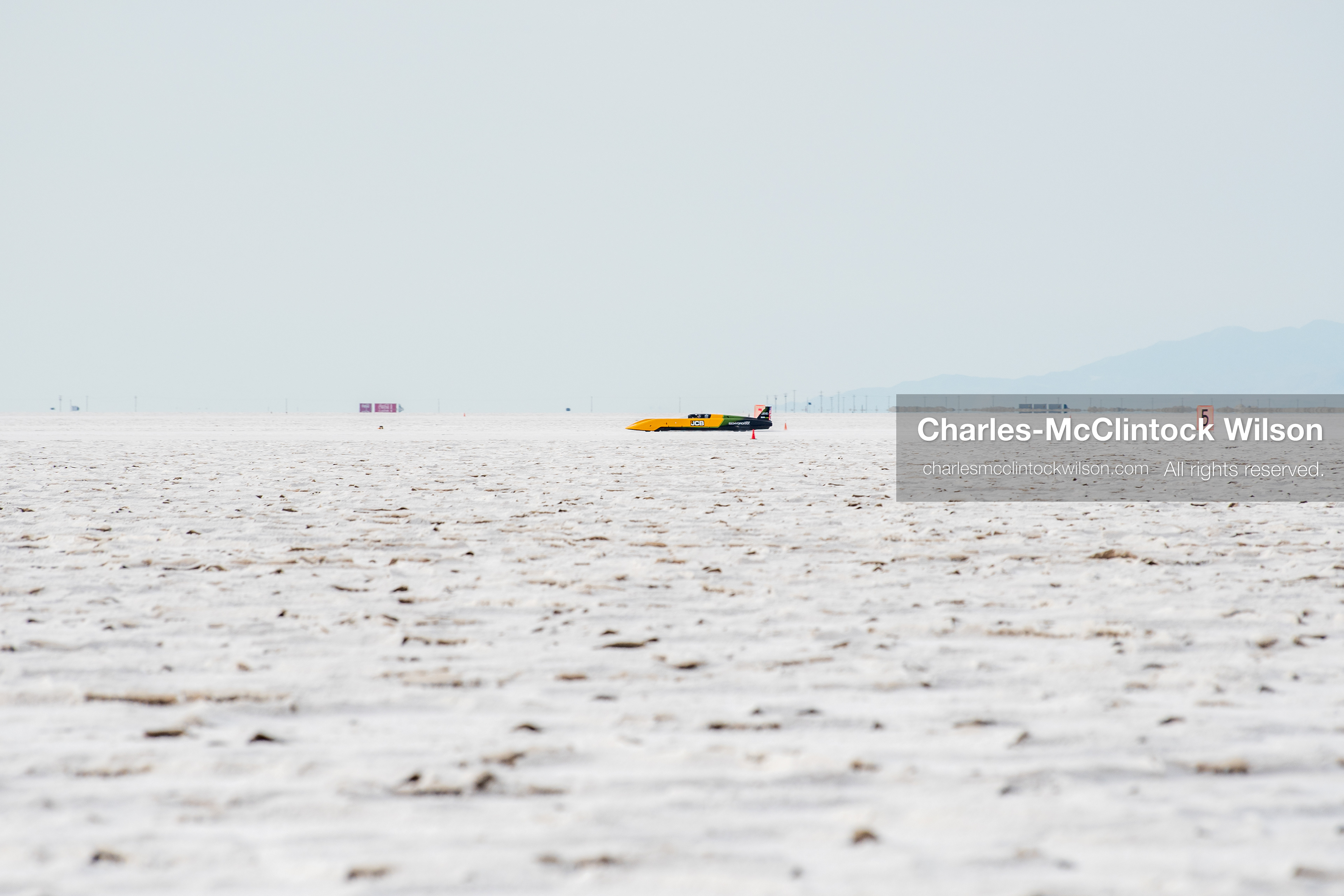 August 11, 2026, Wendover, Utah, USA: British driver Andy Green pilots the JCB Hydromax hydrogen‑powered streamliner across the Bonneville Salt Flats near Wendover, Utah, during high‑speed test runs ahead of a land‑speed record attempt. The retired Royal Air Force pilot, who previously set world records with ThrustSSC, is targeting new benchmarks for hydrogen propulsion under FIA observation. (Credit Image: © Charles‑McClintock Wilson / ZUMA Press Wire)