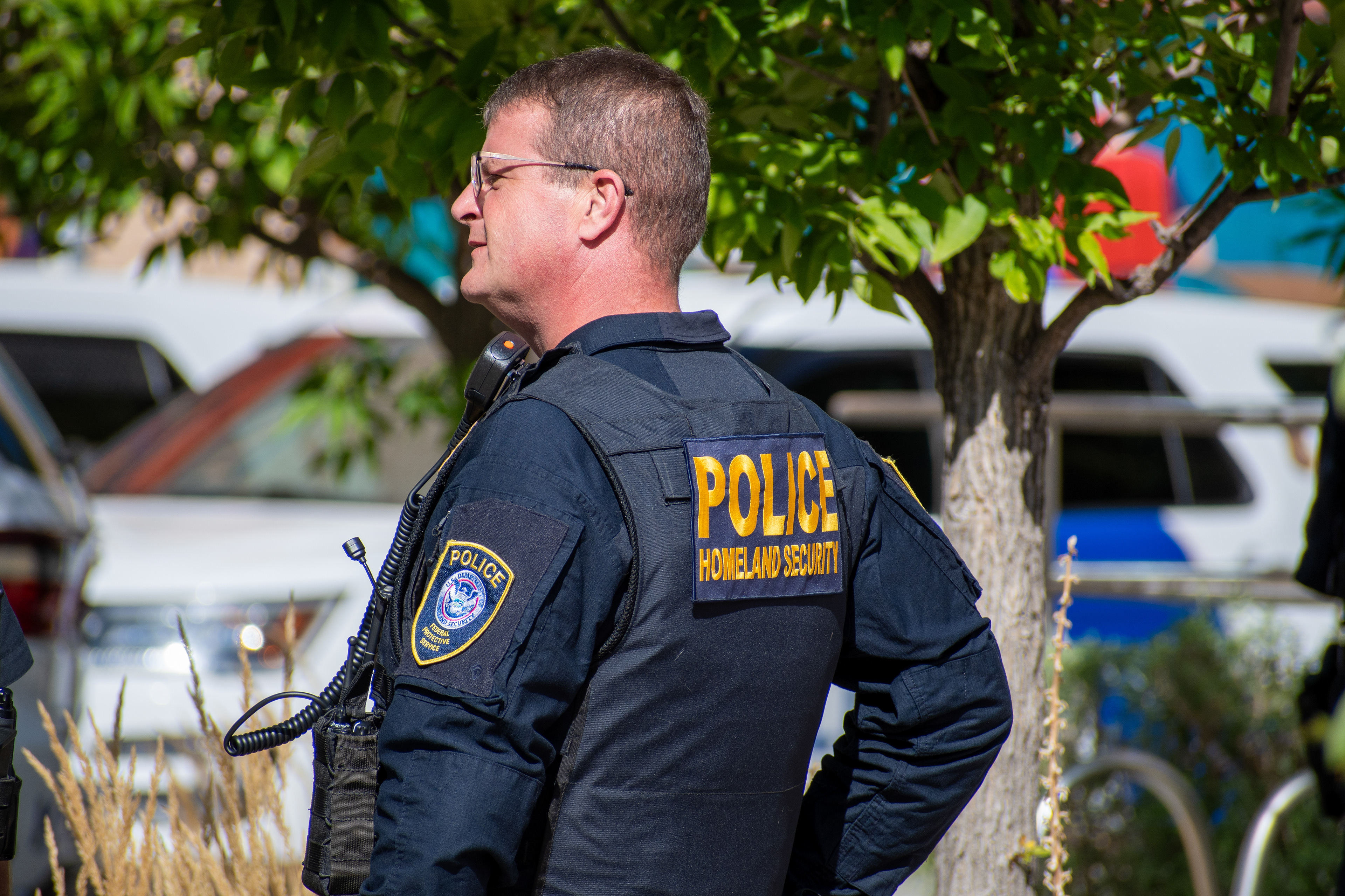 September 15, 2025 – Provo, Utah, United States: A Homeland Security police officer is seen outside the Utah Valley Convention Center during a Department of Homeland Security career expo focused on recruiting law enforcement and security personnel. Photograph by Charles‑McClintock Wilson / ZUMA Press Wire 