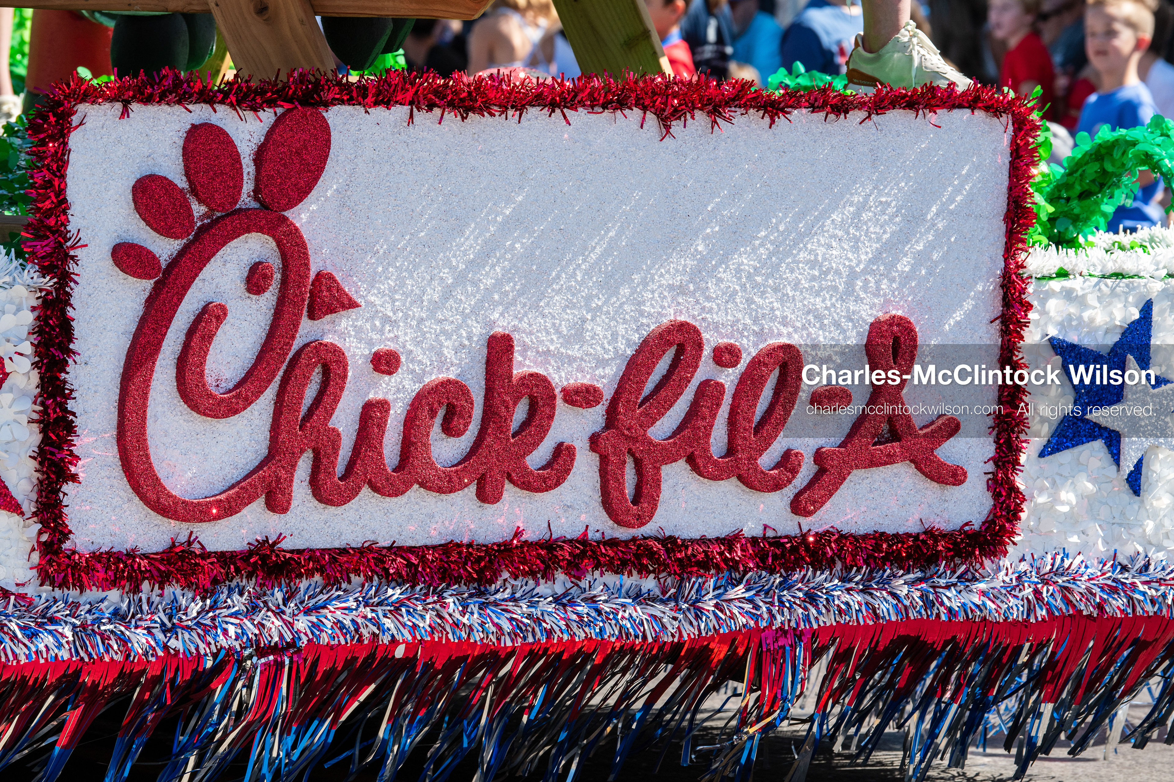  July 4, 2026, Provo, Utah, USA: A Chick-fil-A commercial parade float featuring cow mascots and the slogan ''It's Our Pleasure To Serve You'' rolls down the street during America's Freedom Festival Grand Parade in Provo, Utah, Saturday, July 4, 2026. The annual Independence Day event features expanded programming to honor the 250th anniversary of United States independence. (Credit Image: © Charles-McClintock Wilson/ZUMA Press Wire)