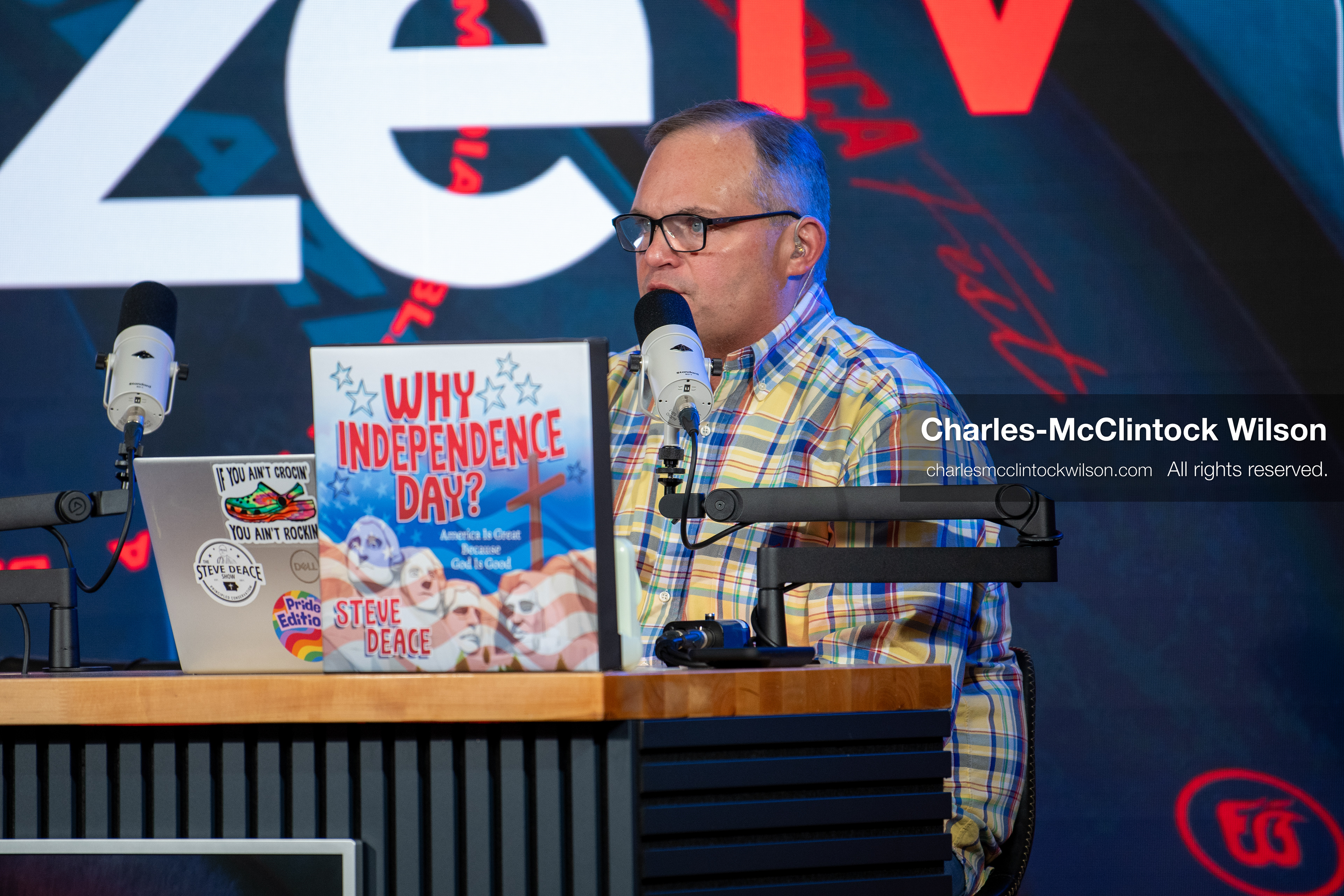 December 18, 2025, Phoenix, Arizona, USA: Steve Deace, a conservative commentator and author, speaks during a podcast segment at AmericaFest 2025 at the Phoenix Convention Center, the first edition of the event held since the death of Charlie Kirk. (Credit Image: (c) Charles-McClintock Wilson/ZUMA Press Wire)