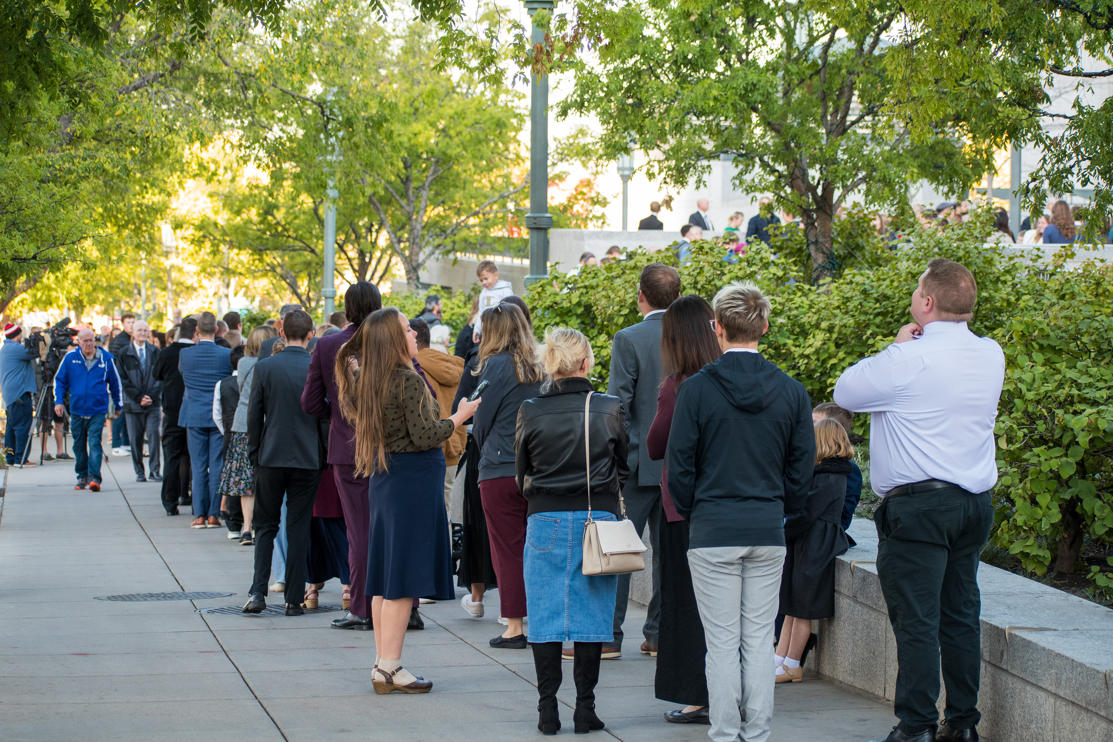 October 6, 2025, Salt Lake City, Utah, USA: People wait in line outside the Conference Center during the public viewing for RUSSELL M. NELSON, the 17th president of the Church of Jesus Christ of Latter-day Saints. Nelson died at his home in Salt Lake City, Utah, on September 27, 2025, at the age of 101. (Credit Image: © Charles-McClintock Wilson/ZUMA Press Wire)