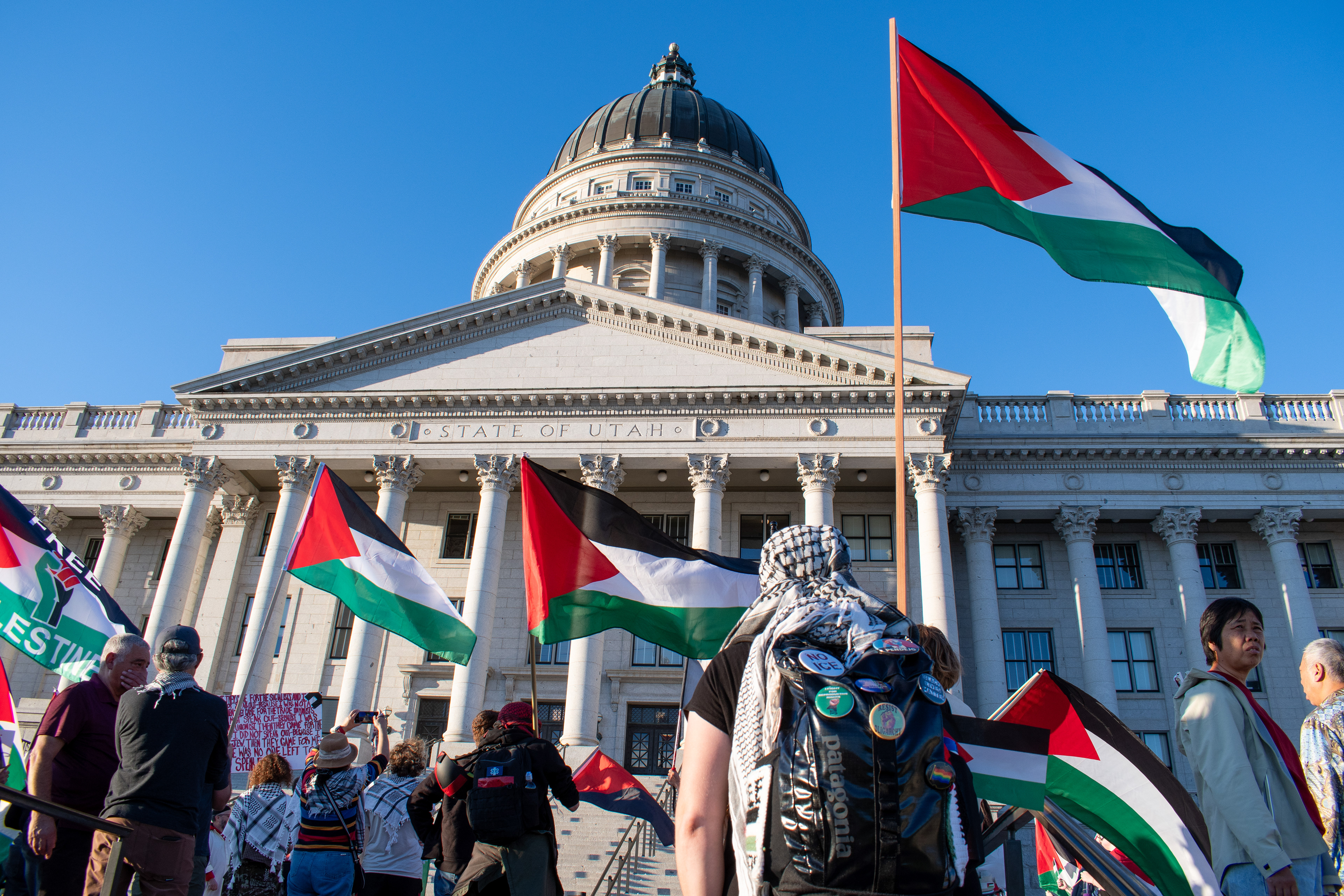 October 10, 2025, Salt Lake City, Utah, USA: Pro-Palestine demonstrators gather in front of the Utah State Capitol during the Free Palestine Rally. Participants hold flags and signs as part of the public demonstration. (Credit Image: © Charles-McClintock Wilson/ZUMA Press Wire)