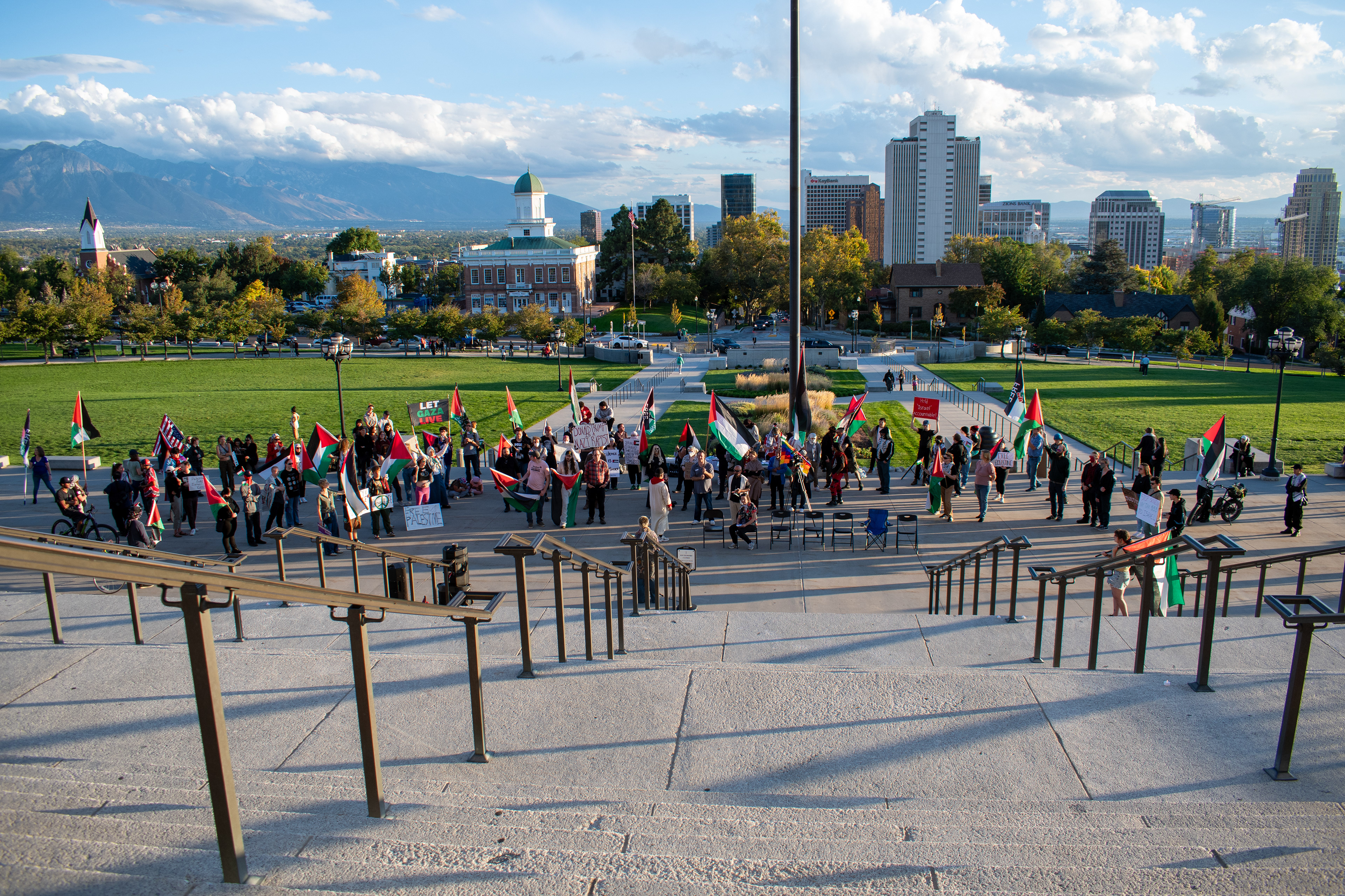 October 10, 2025, Salt Lake City, Utah, USA: Pro-Palestine demonstrators gather in front of the Utah State Capitol during the Free Palestine Rally. Participants hold flags and signs as part of the public demonstration. (Credit Image: © Charles-McClintock Wilson/ZUMA Press Wire)