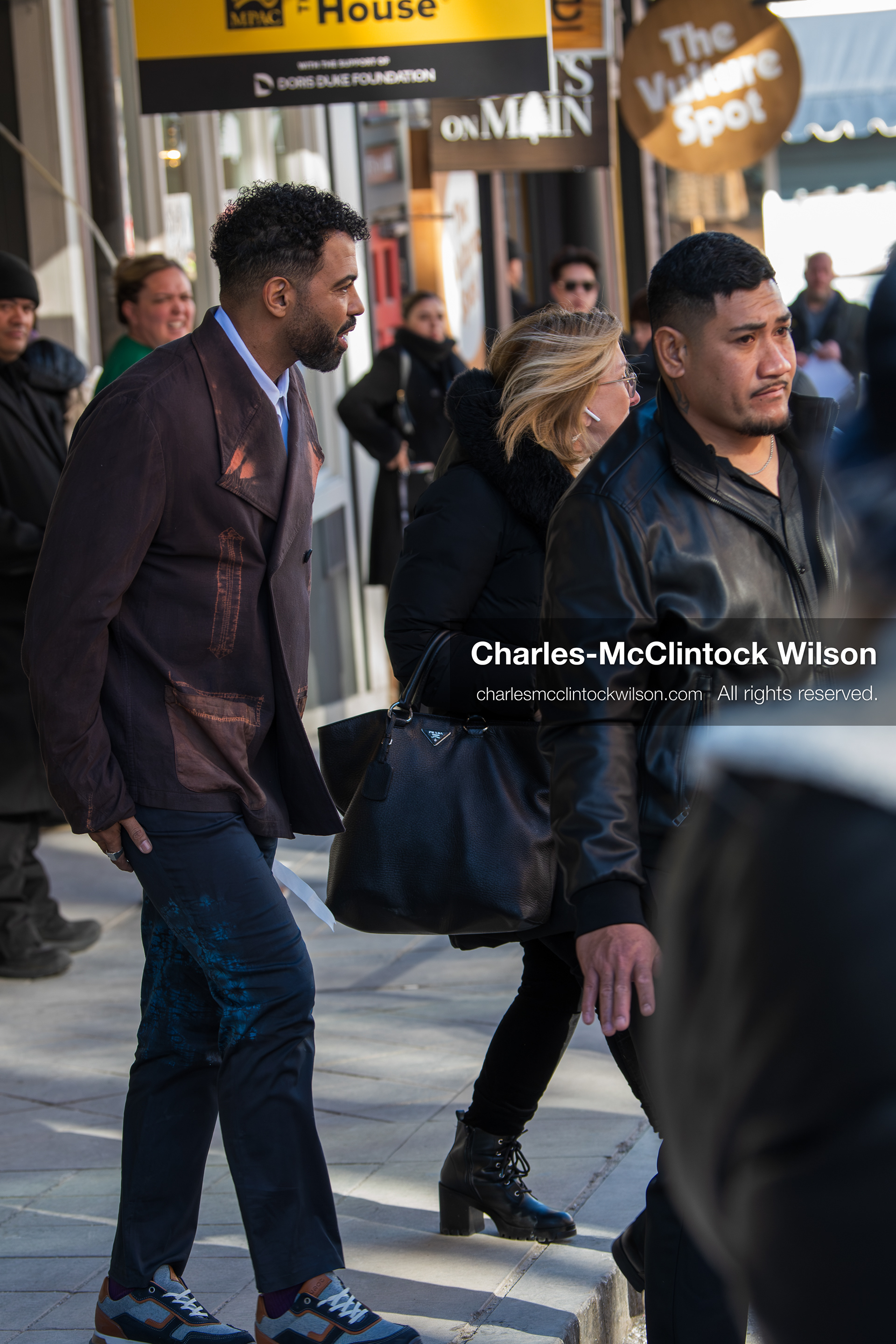 January 26, 2026, Park City, Utah, USA: US actor DAVEED DIGGS greets fans outside The Vulture Spot during the 2026 Sundance Film Festival in Park City, Utah. (Credit Image: © Charles McClintock Wilson/ZUMA Press Wire)