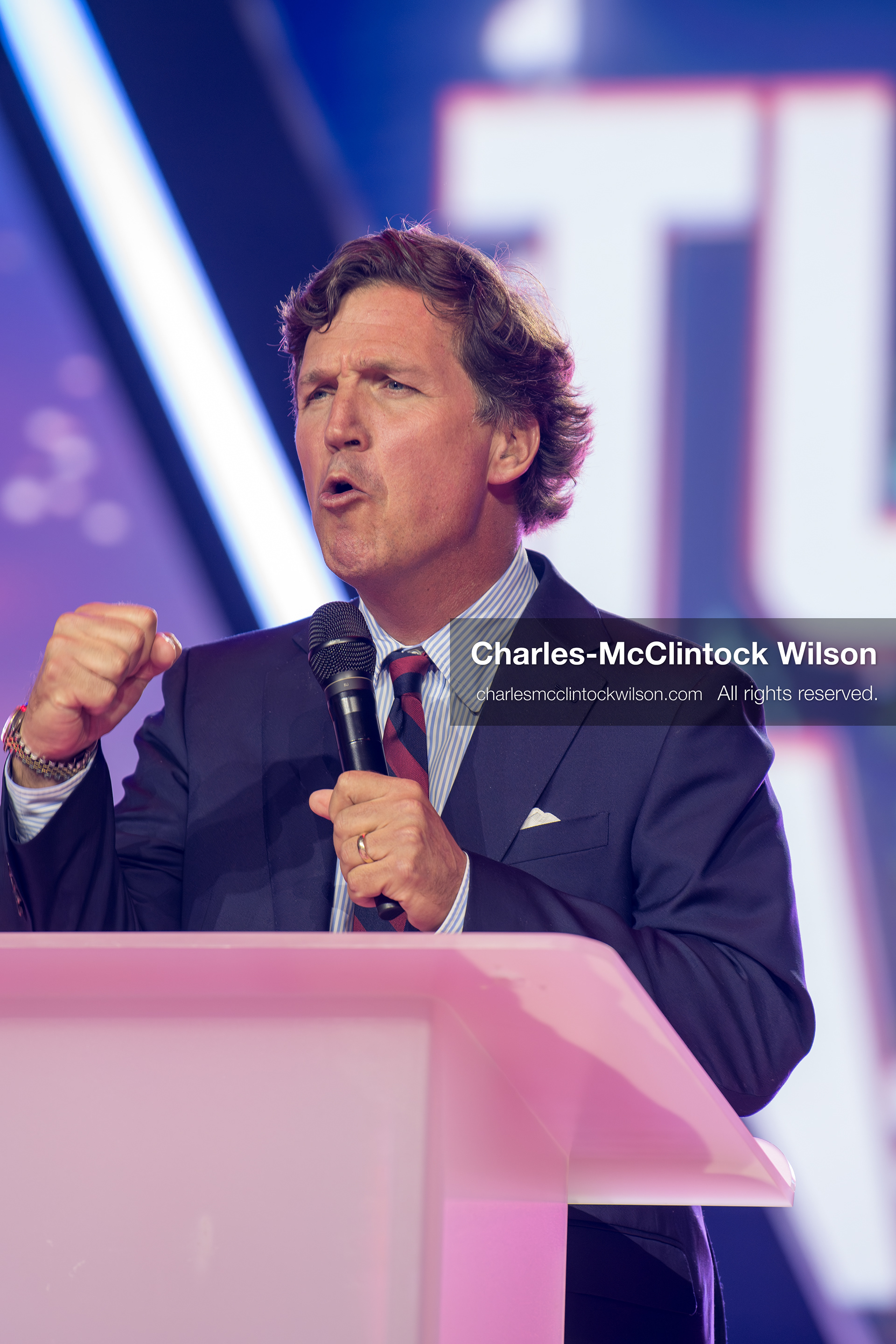 December 18, 2025, Phoenix, Arizona, USA: Tucker Carlson speaks on Day One of Turning Point USA’s AmericaFest 2025 at the Phoenix Convention Center in Phoenix, Arizona.   (Credit Image: © Charles‑McClintock Wilson/ZUMA Press Wire)