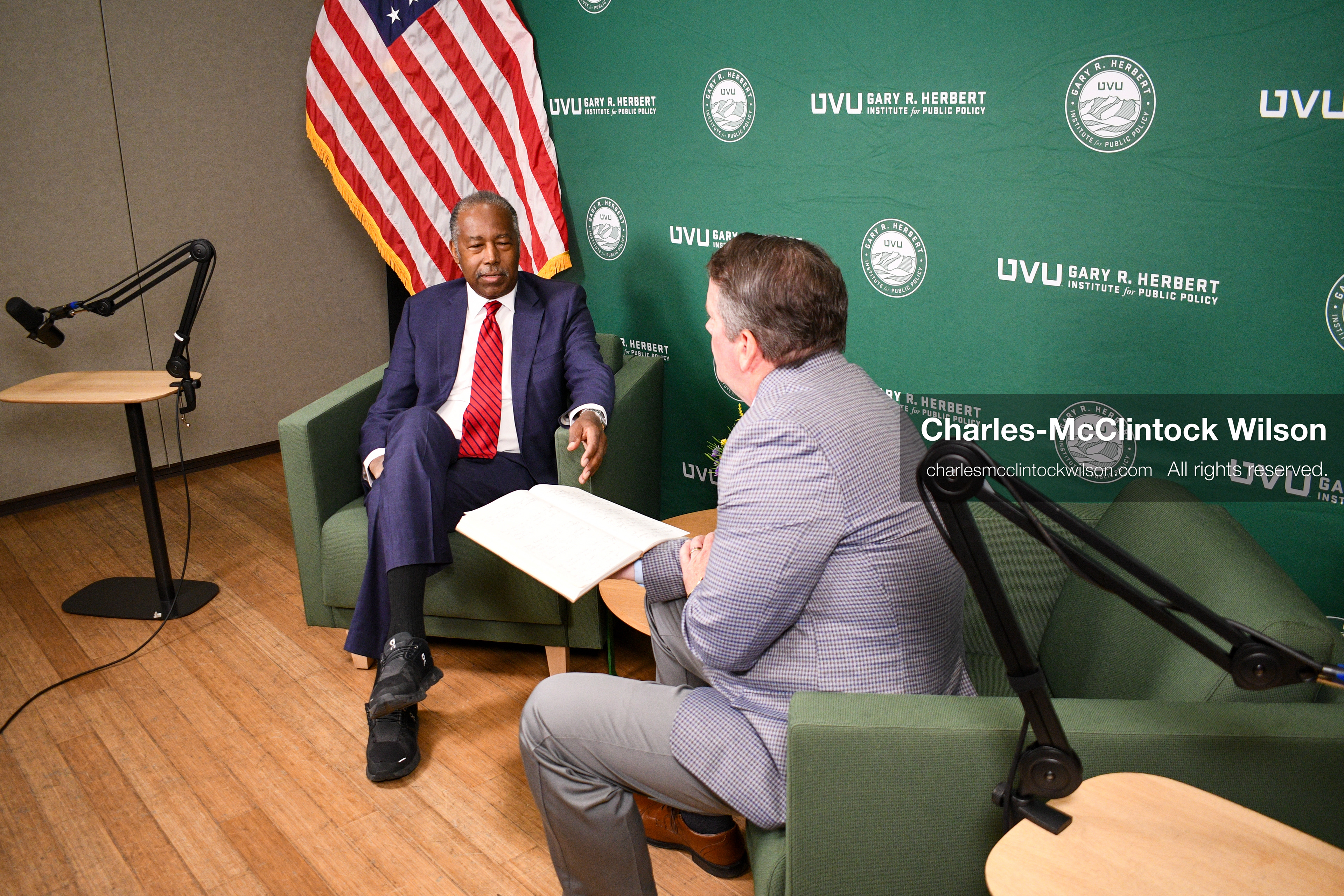 November 5, 2025, Orem, Utah, USA: Dr. Ben Carson, former U.S. Secretary of Housing and Urban Development and 2016 Republican presidential candidate, speaks with members of the press ahead of a public event hosted by the Gary R. Herbert Institute at Utah Valley University in Orem, Utah, on Nov. 5, 2025. (Credit Image: © Charles-McClintock Wilson/ZUMA Press Wire)