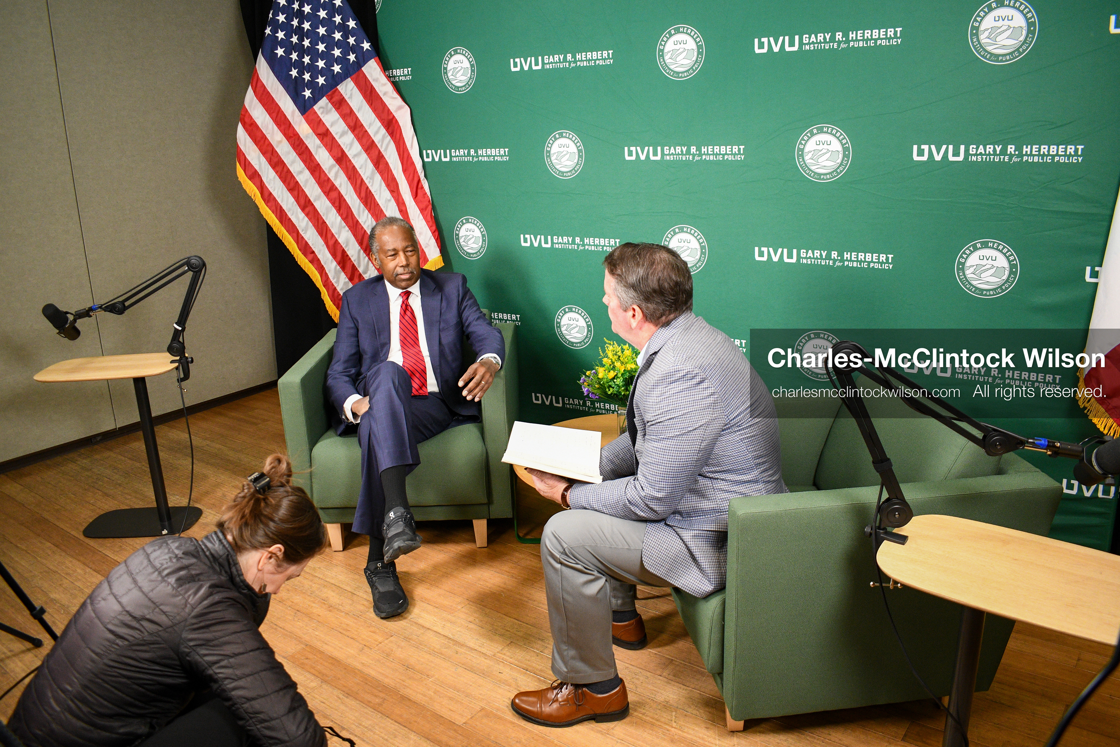 November 5, 2025, Orem, Utah, USA: Dr. Ben Carson, former U.S. Secretary of Housing and Urban Development and 2016 Republican presidential candidate, speaks with members of the press ahead of a public event hosted by the Gary R. Herbert Institute at Utah Valley University in Orem, Utah, on Nov. 5, 2025. (Credit Image: © Charles-McClintock Wilson/ZUMA Press Wire)