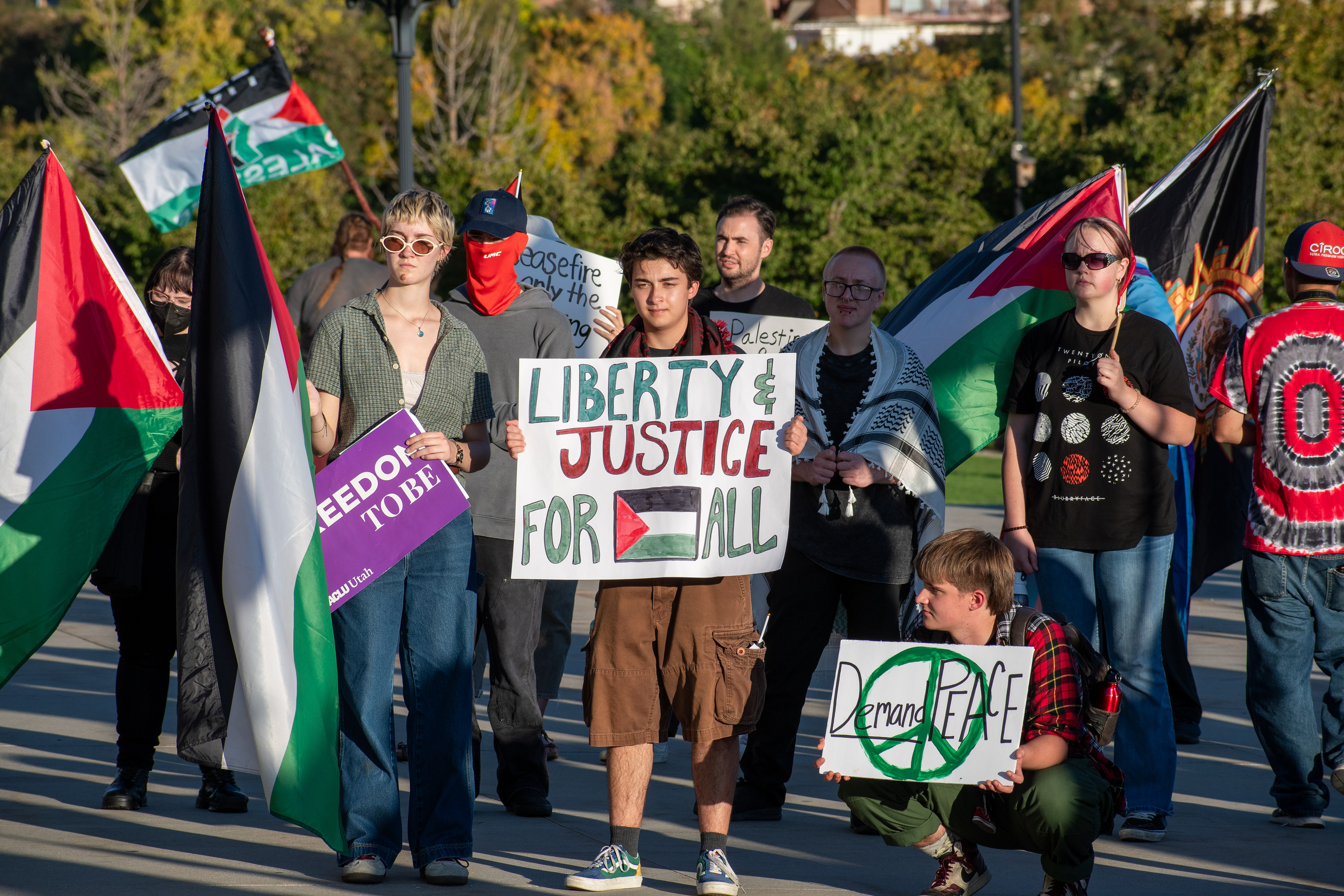 October 10, 2025, Salt Lake City, Utah, USA: Pro-Palestine demonstrators gather in front of the Utah State Capitol during the Free Palestine Rally. Participants hold flags and signs as part of the public demonstration. (Credit Image: © Charles-McClintock Wilson/ZUMA Press Wire)