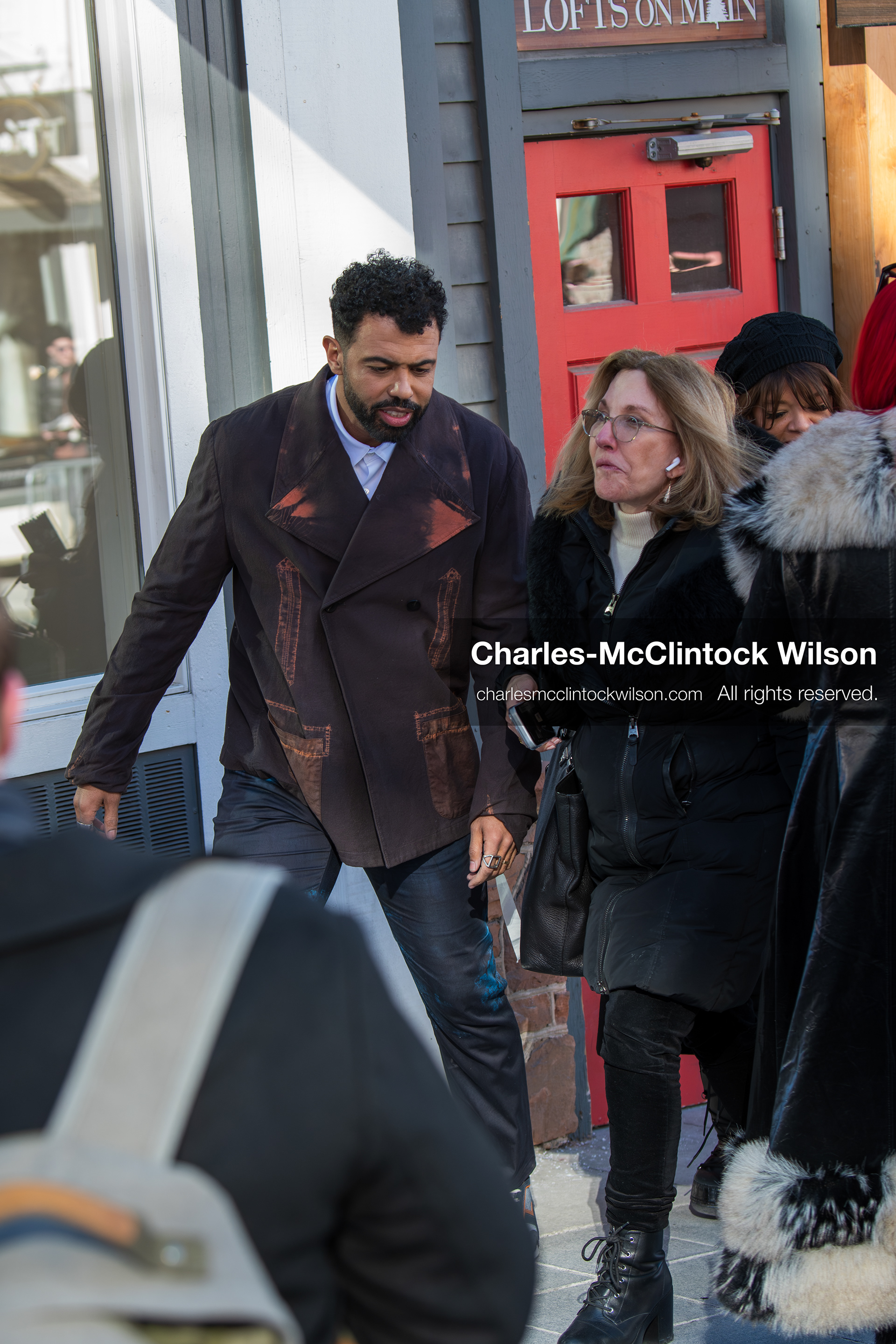 January 26, 2026, Park City, Utah, USA: US actor DAVEED DIGGS greets fans outside The Vulture Spot during the 2026 Sundance Film Festival in Park City, Utah. (Credit Image: © Charles McClintock Wilson/ZUMA Press Wire)
