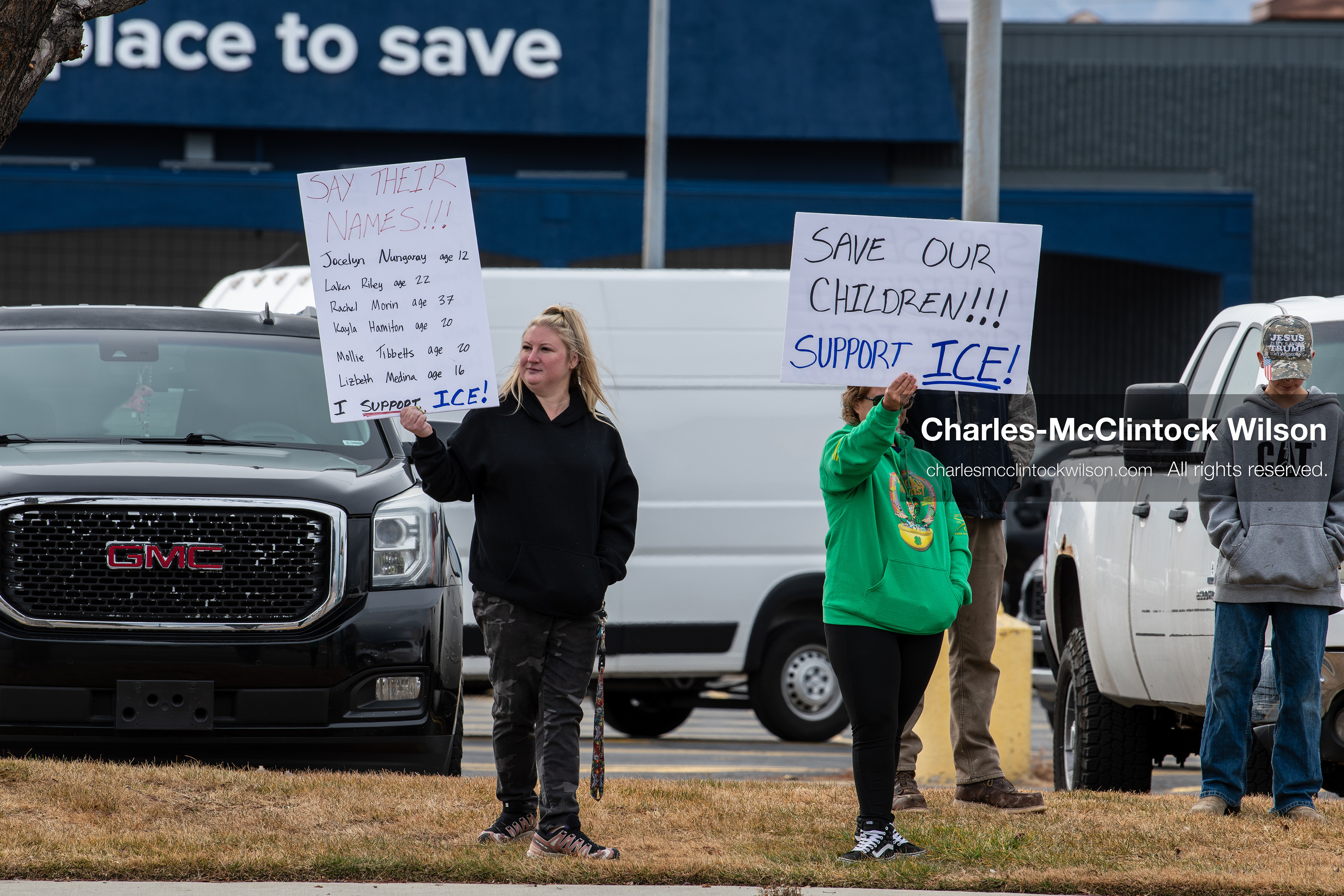 February 11, 2026, Orem, Utah, USA: Counter‑protesters supporting ICE and U.S. President Donald Trump stand alongside State Street during an anti‑ICE protest involving students from multiple Orem schools. (Credit Image: © Charles‑McClintock Wilson/ZUMA Press Wire)