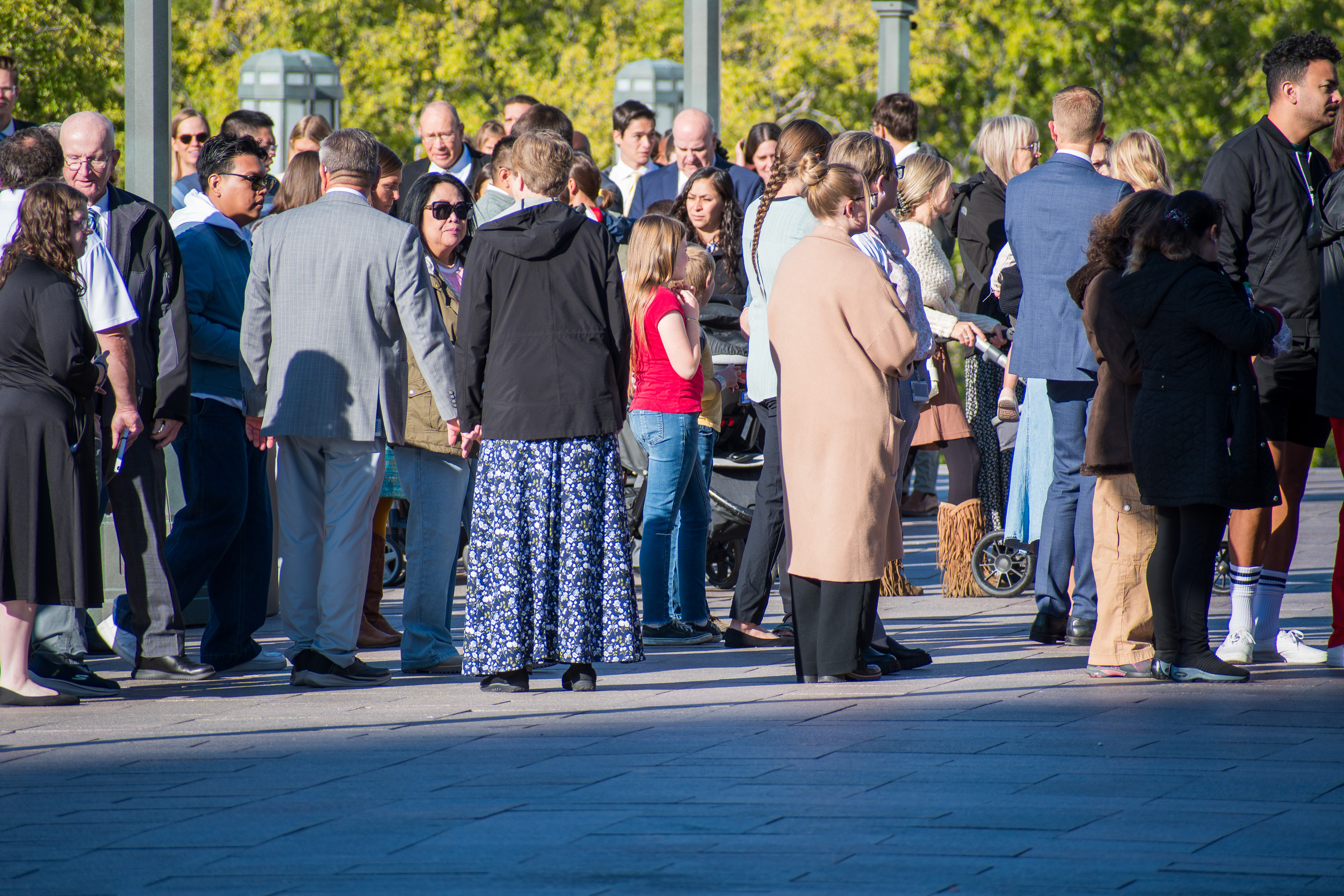 October 6, 2025, Salt Lake City, Utah, USA: People wait in line outside the Conference Center during the public viewing for RUSSELL M. NELSON, the 17th president of the Church of Jesus Christ of Latter-day Saints. Nelson died at his home in Salt Lake City, Utah, on September 27, 2025, at the age of 101. (Credit Image: © Charles-McClintock Wilson/ZUMA Press Wire)